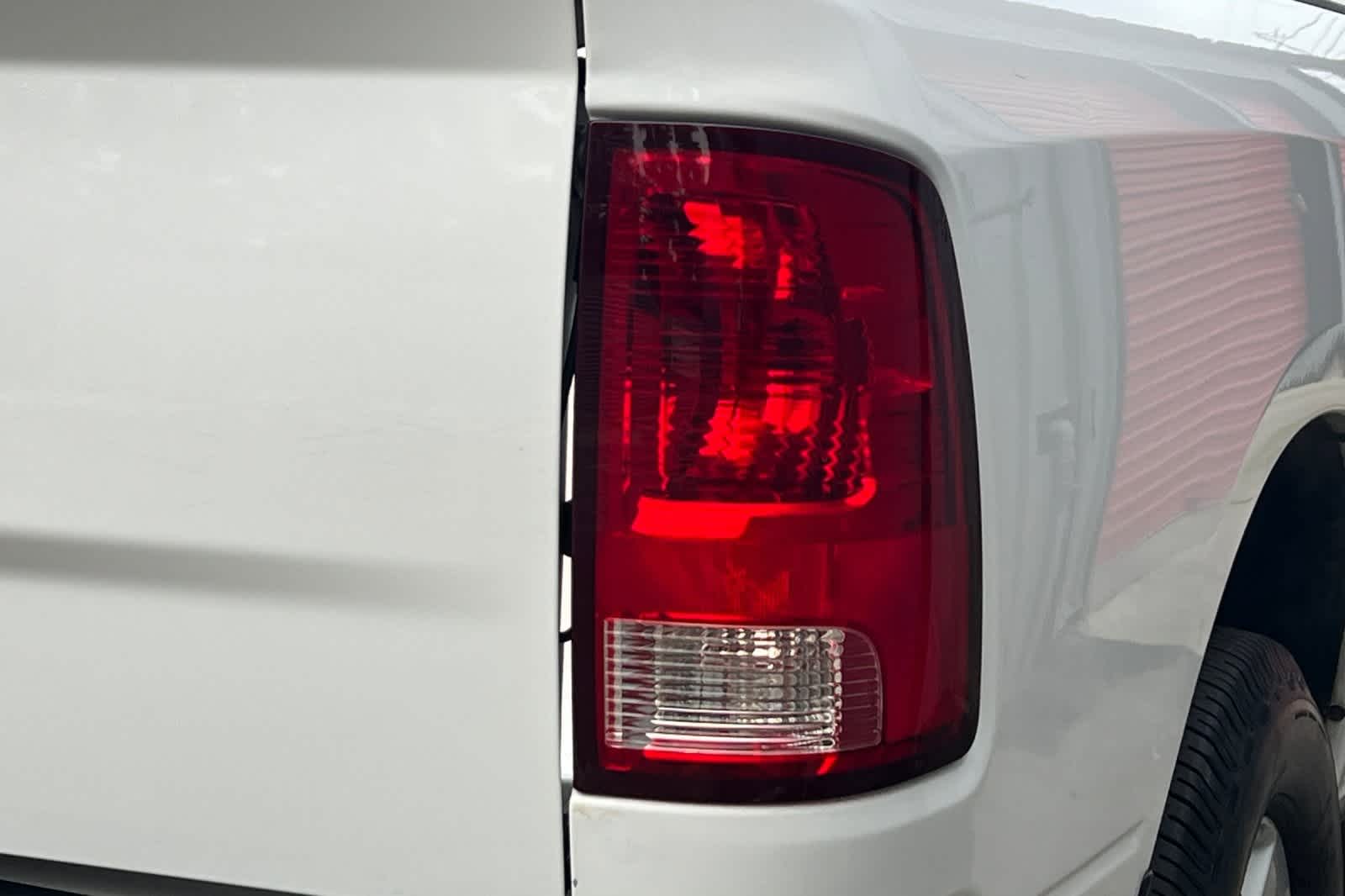 Thumbnail: 2013 RAM 1500 - 31