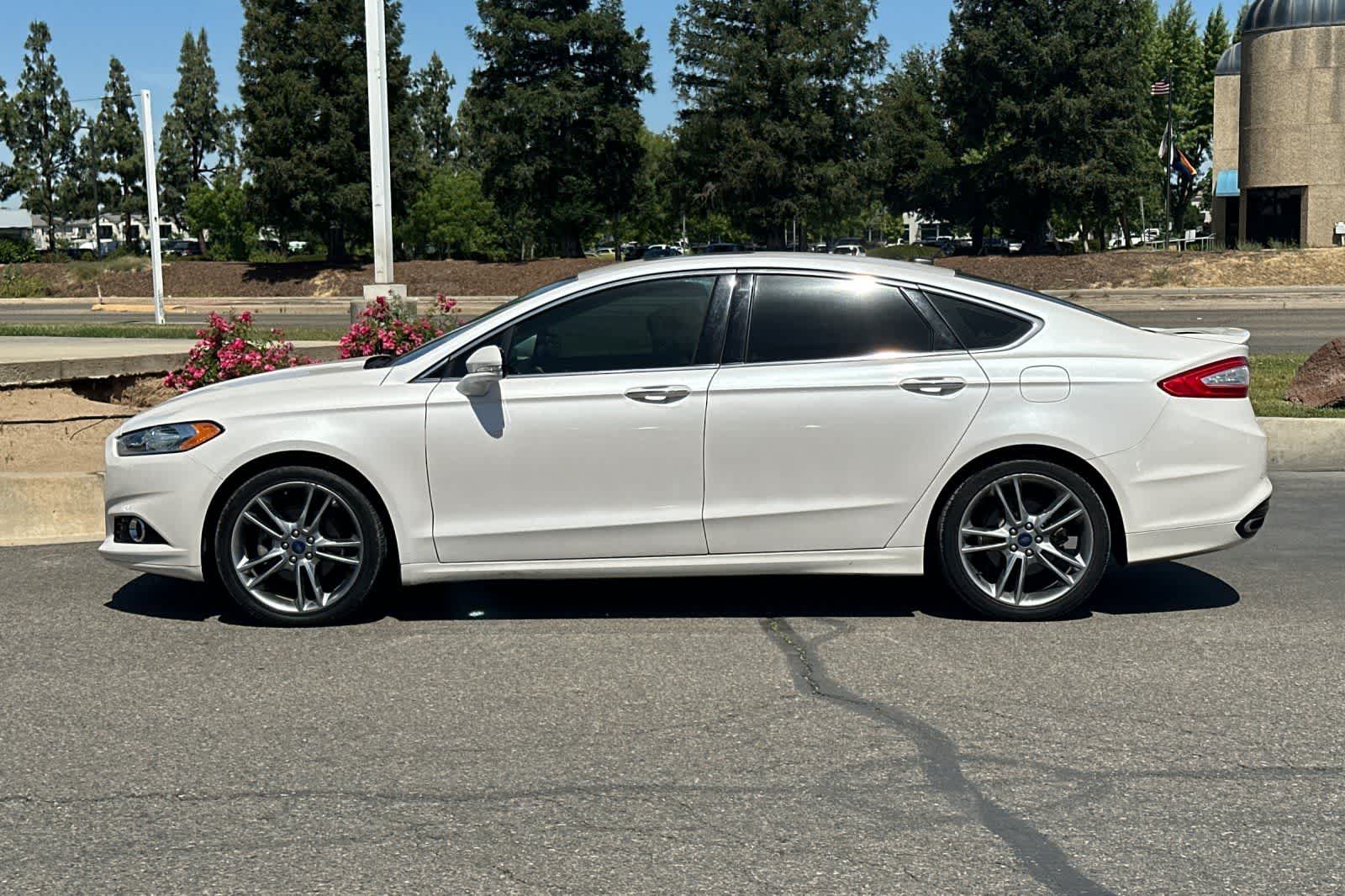 Thumbnail: 2015 Ford Fusion - 6