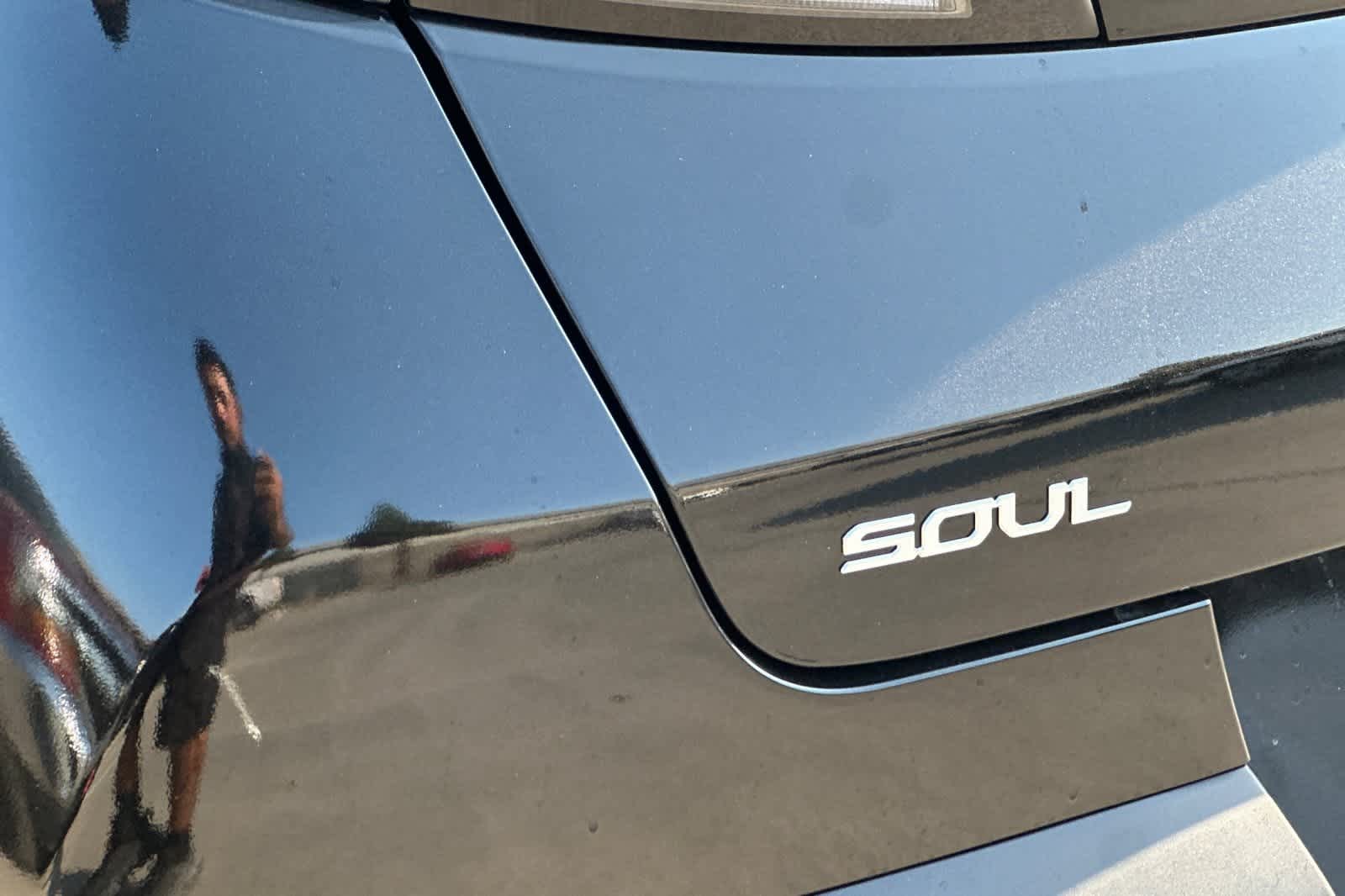 Thumbnail: 2024 Kia Soul - 13