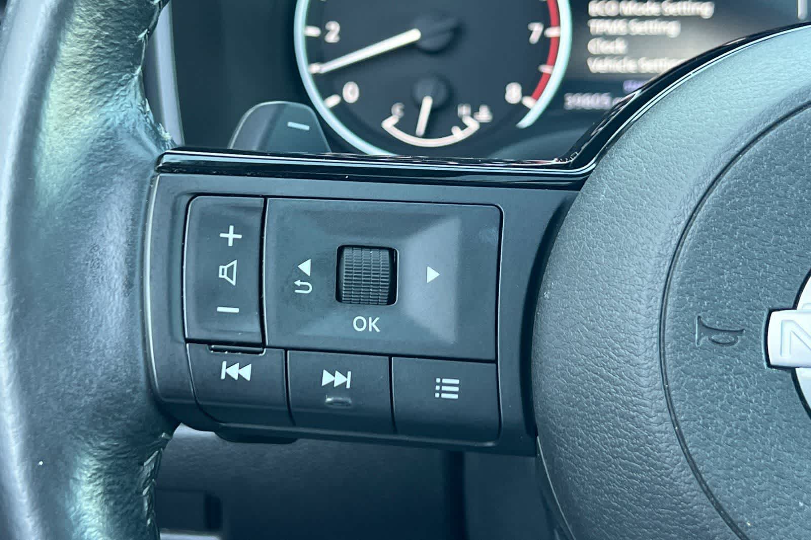 Thumbnail: 2022 Nissan Rogue - 33