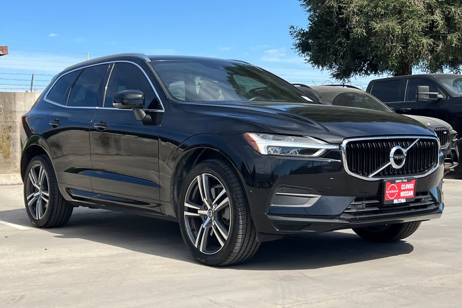 Thumbnail: 2019 Volvo XC60 - 10