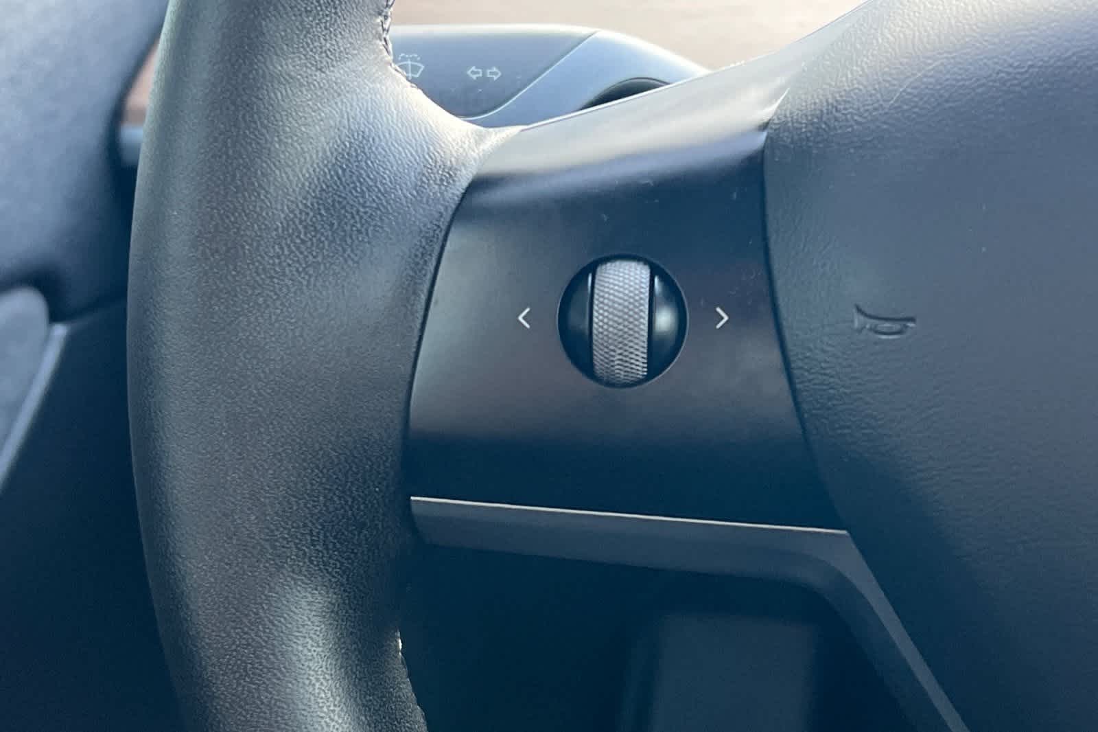 Thumbnail: 2021 Tesla Model Y - 30