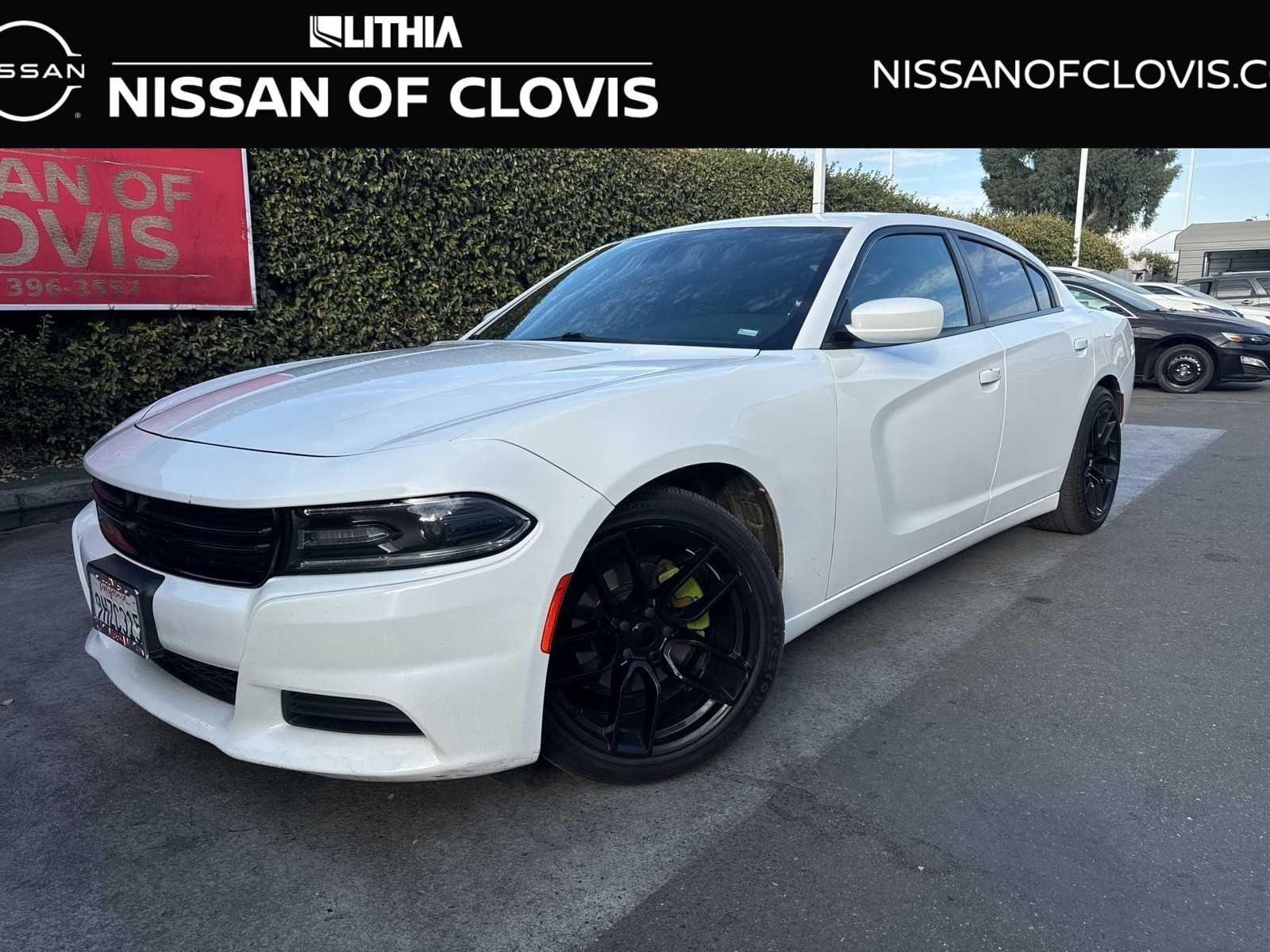 2019 Dodge Charger SXT -
                Clovis, CA