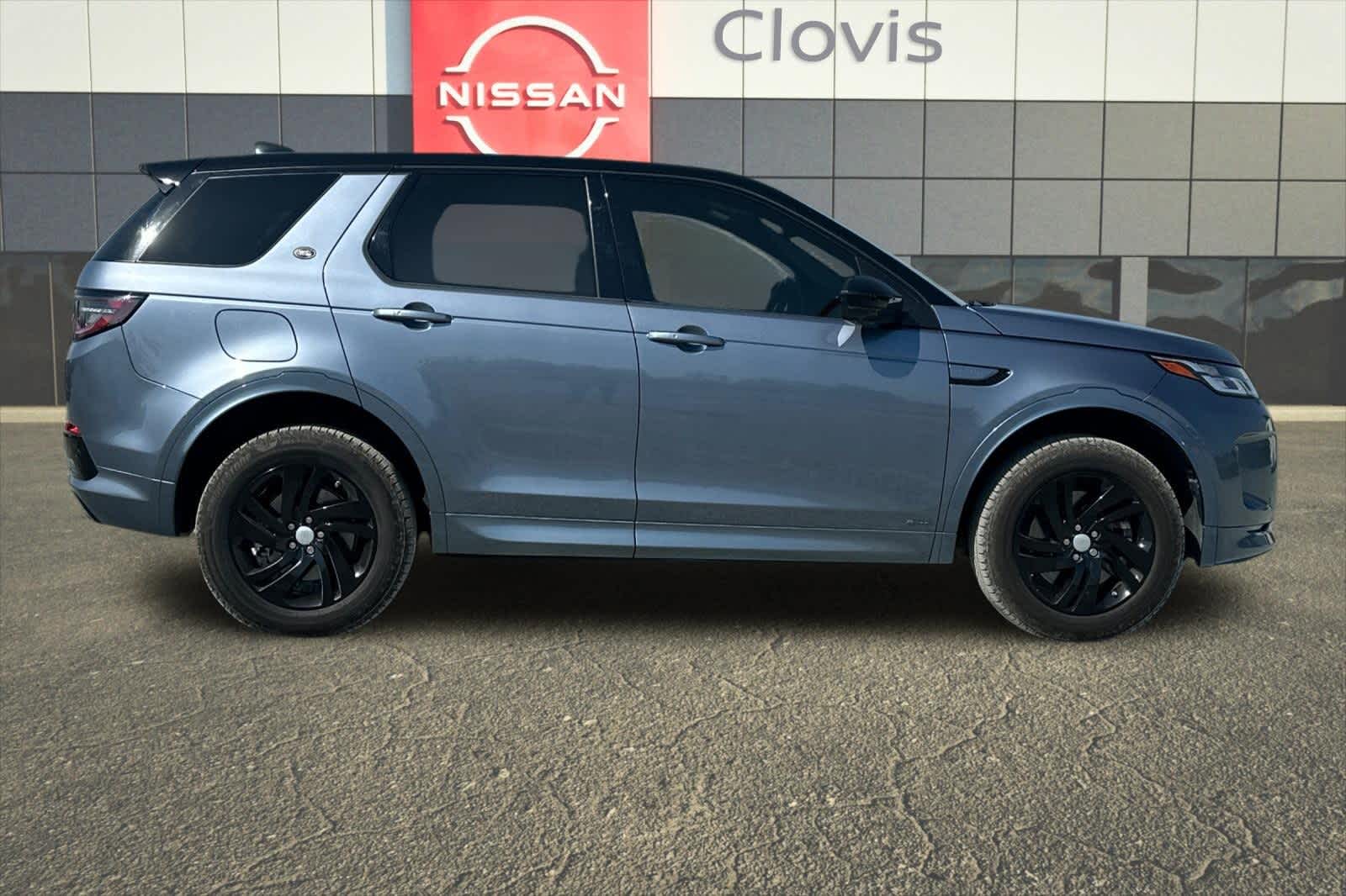 Thumbnail: 2020 Land Rover Discovery Sport - 9