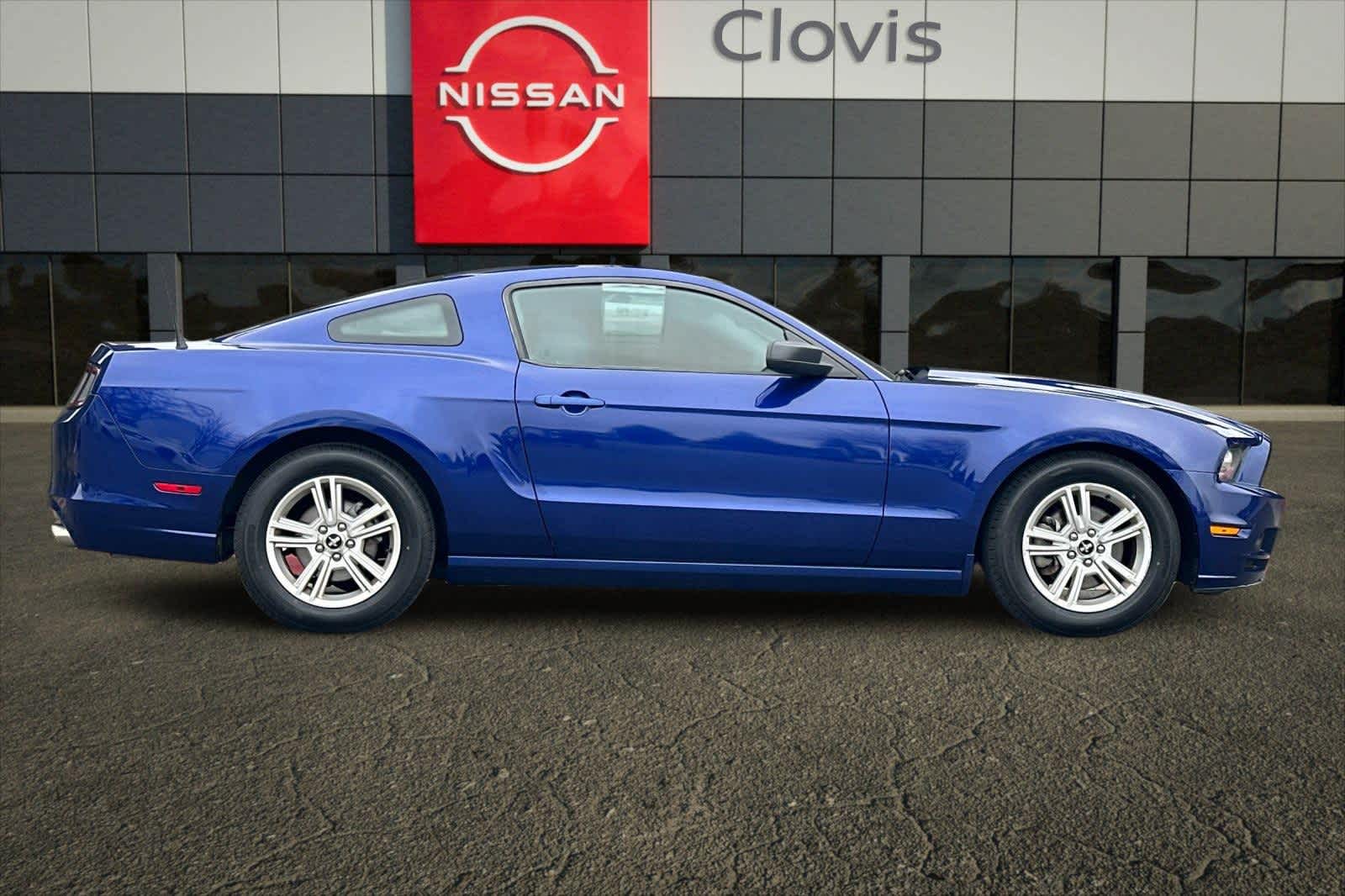 Thumbnail: 2014 Ford Mustang - 9