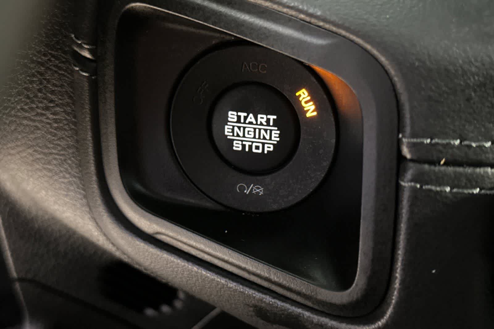 Thumbnail: 2025 Jeep Wrangler - 28