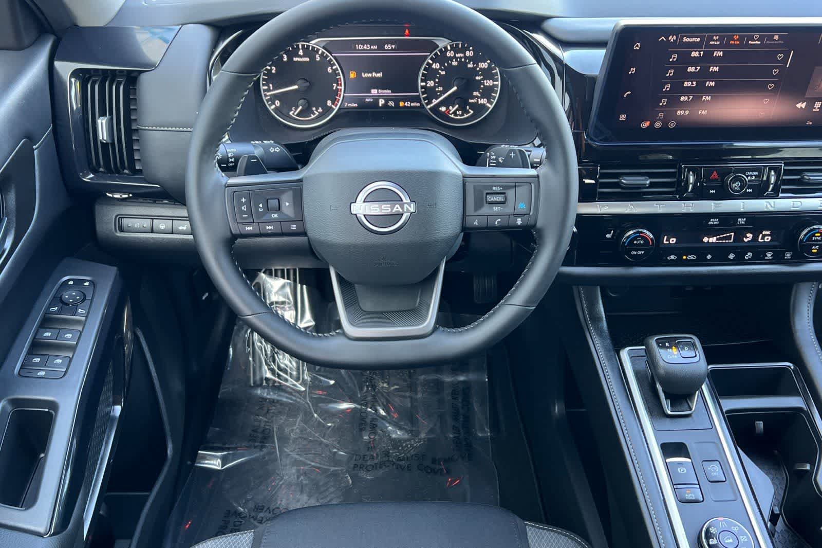 Thumbnail: 2026 Nissan Pathfinder - 16