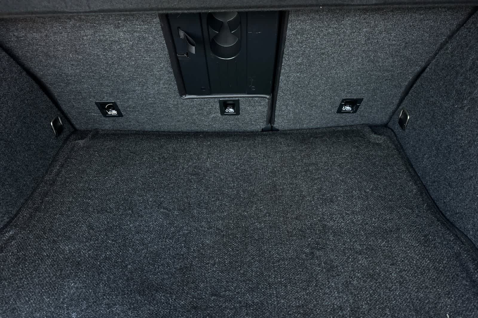 Thumbnail: 2017 Volkswagen Tiguan - 18