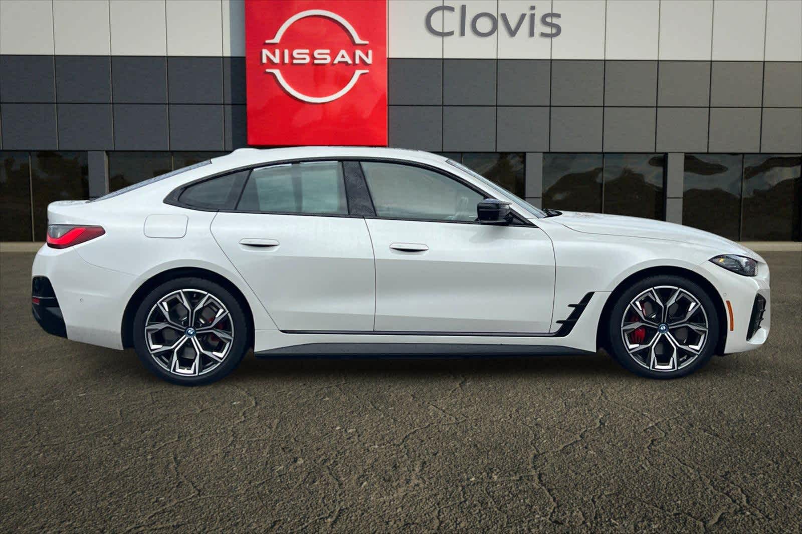 Thumbnail: 2023 BMW i4 - 9