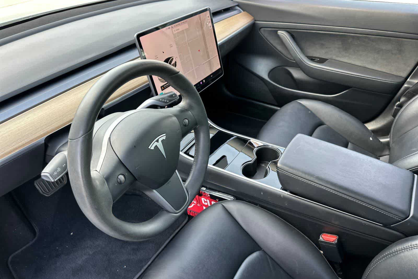 Thumbnail: 2020 Tesla Model 3 - 12