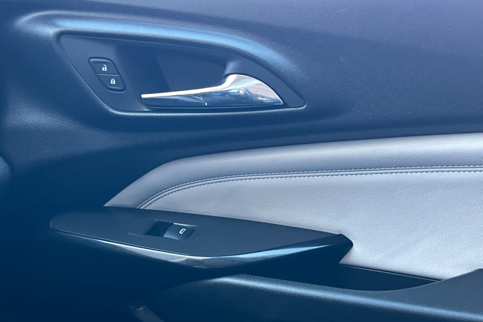 Thumbnail: 2024 Chevrolet Trax - 21