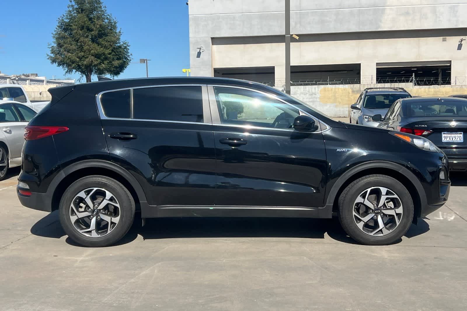 Thumbnail: 2021 Kia Sportage - 9