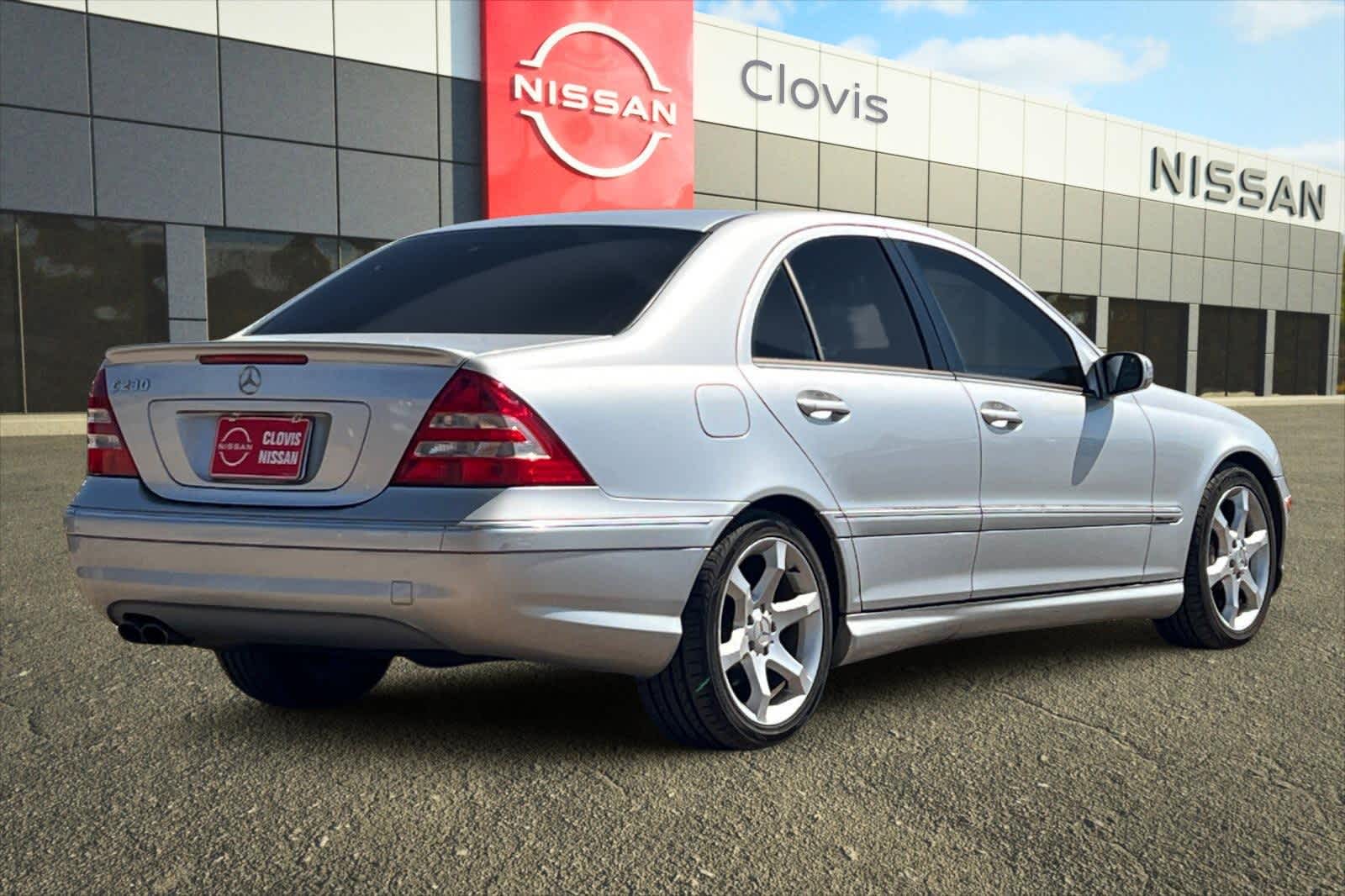 Thumbnail: 2007 Mercedes-Benz C-Class - 3