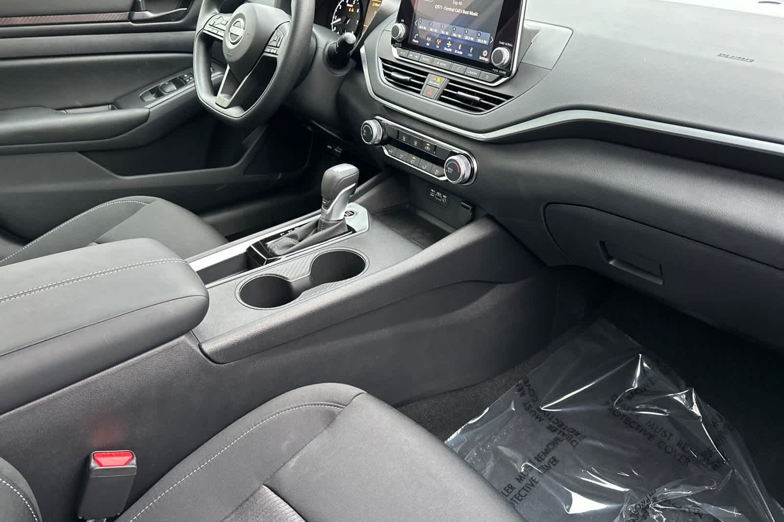 2025 Nissan Altima S 17