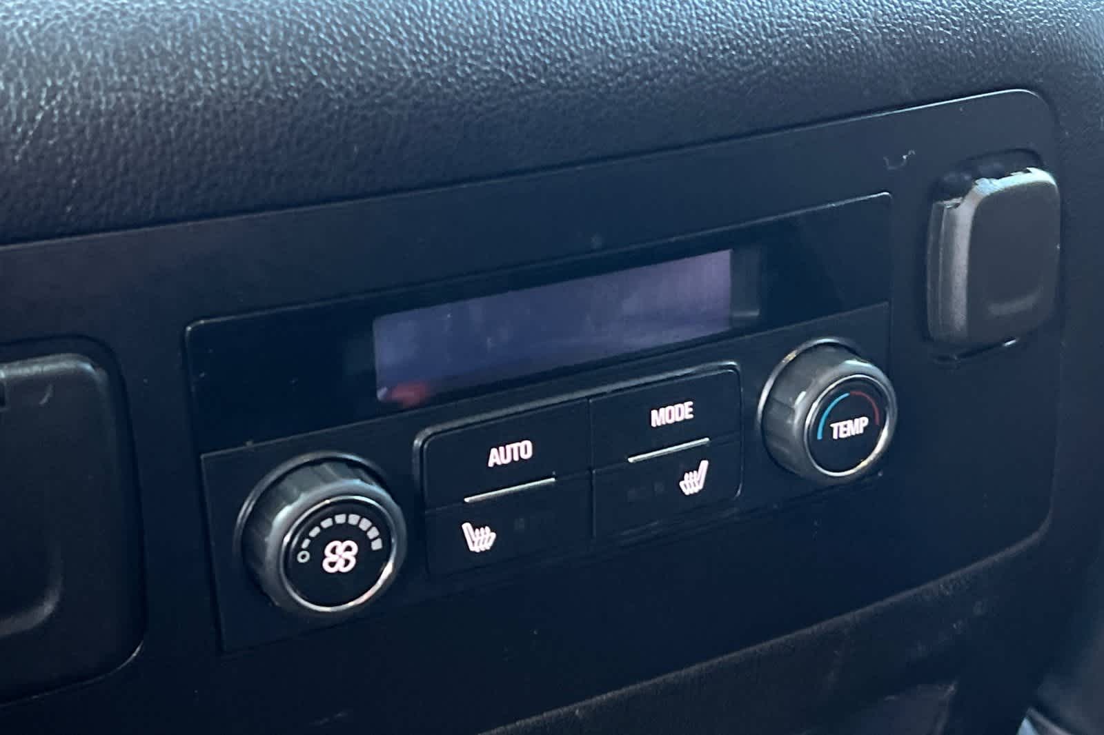 Thumbnail: 2020 Chevrolet Tahoe - 15