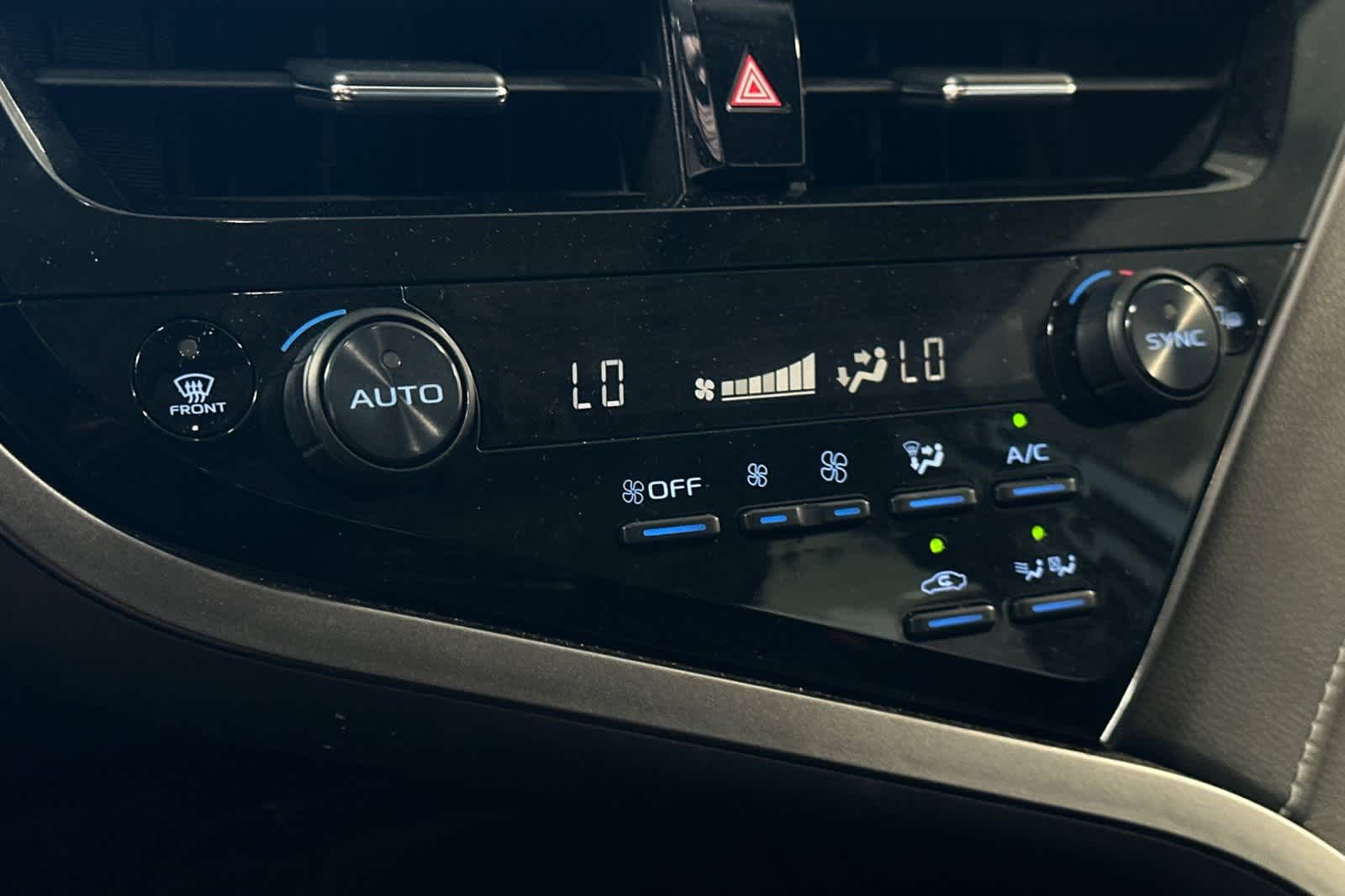 Thumbnail: 2021 Toyota Camry - 22