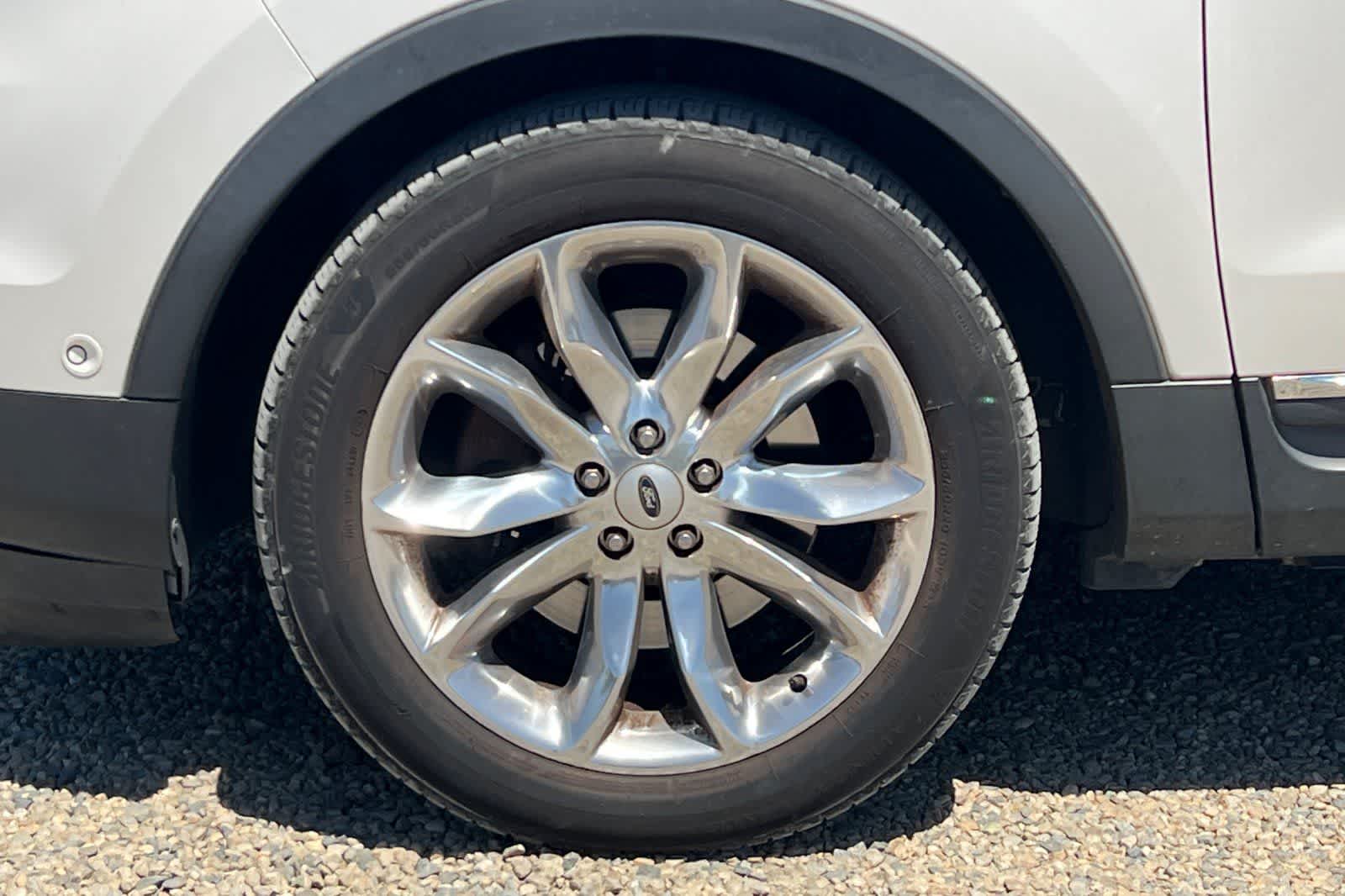 Thumbnail: 2014 Ford Explorer - 12