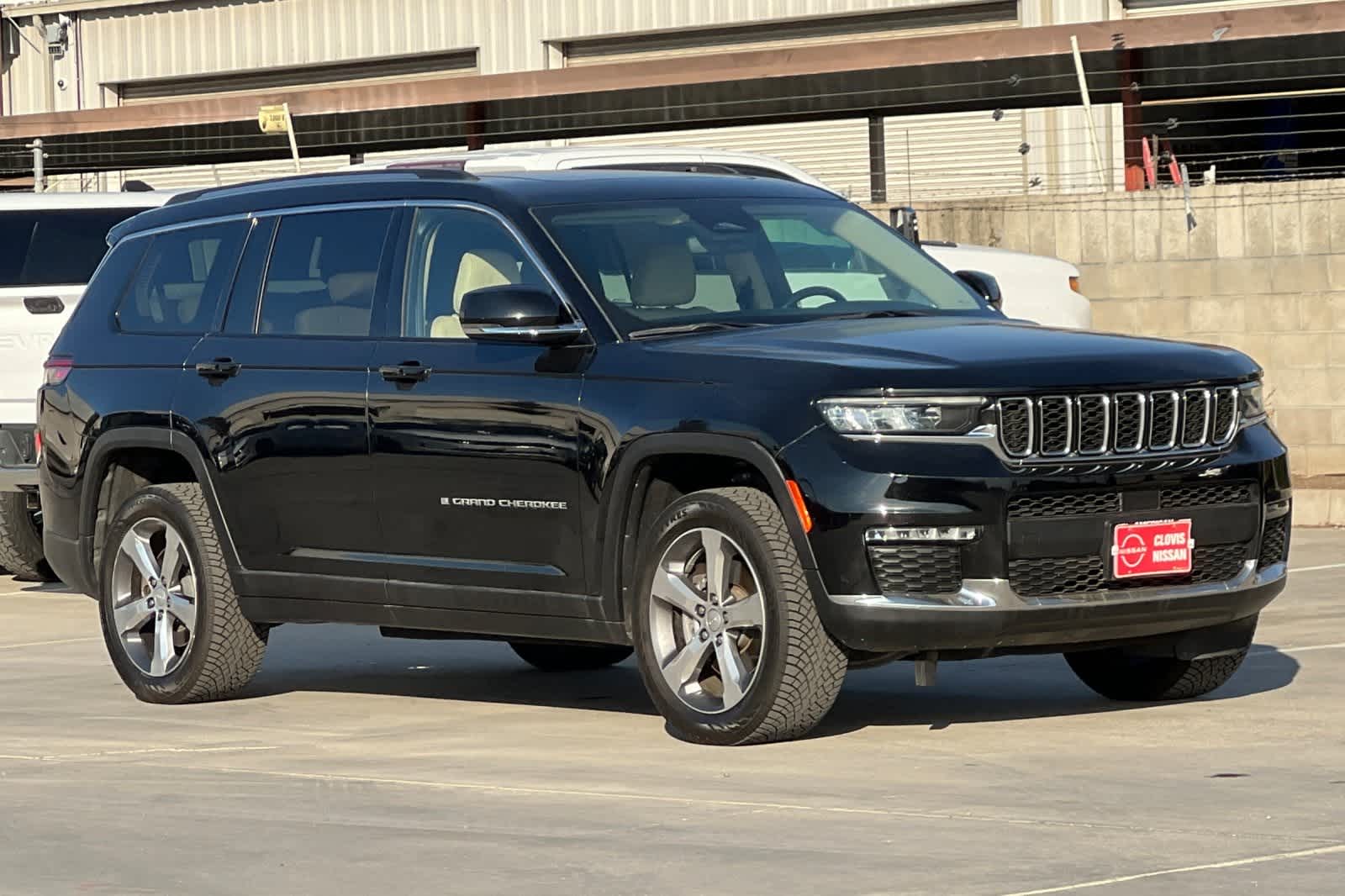 Thumbnail: 2021 Jeep Grand Cherokee L - 10