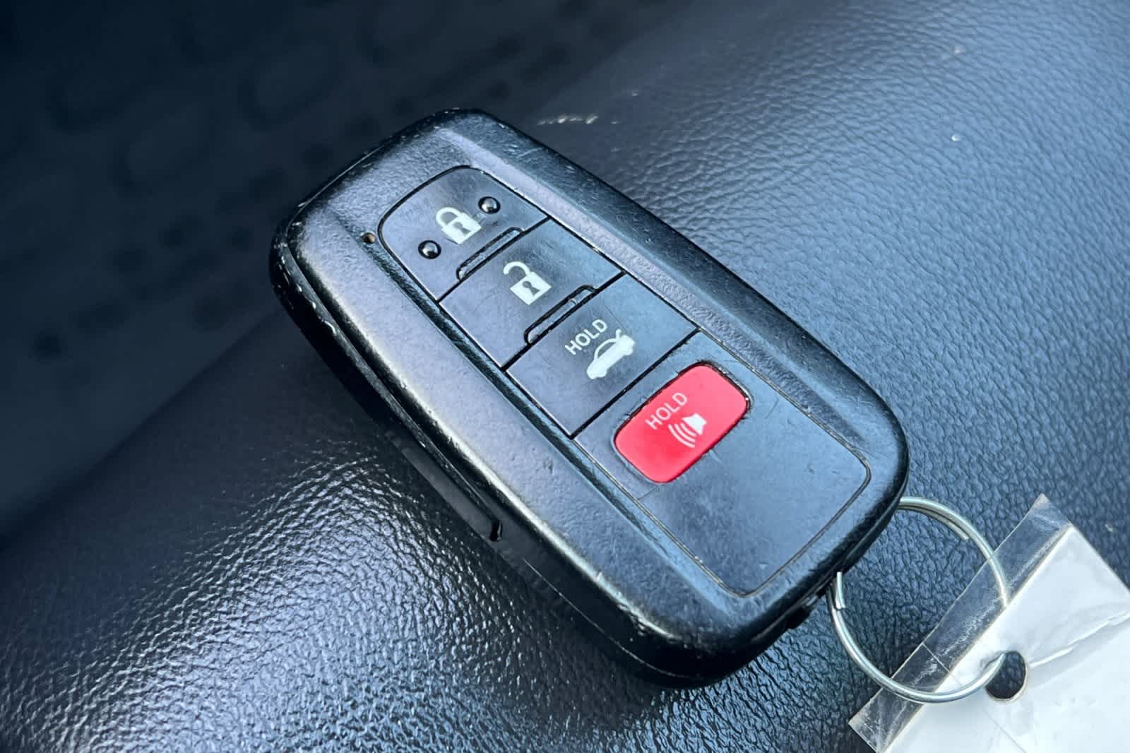 Thumbnail: 2019 Toyota Camry - 27