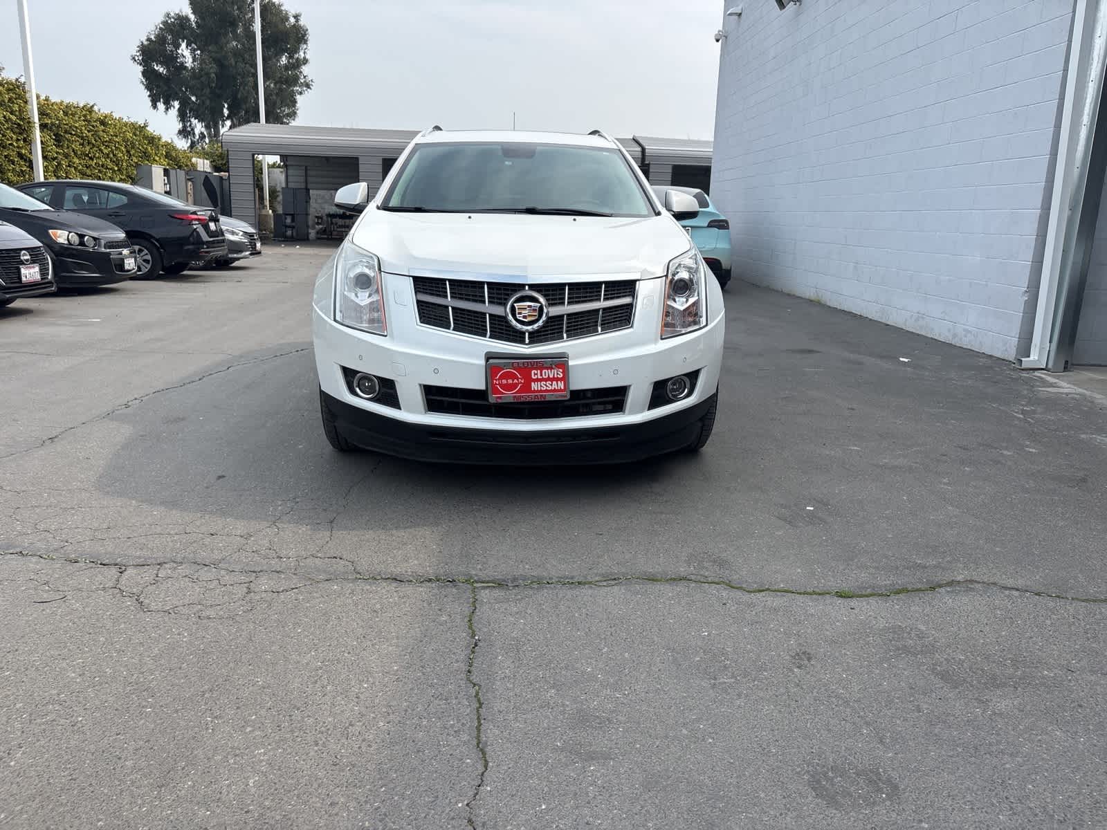 Thumbnail: 2011 Cadillac SRX - 10