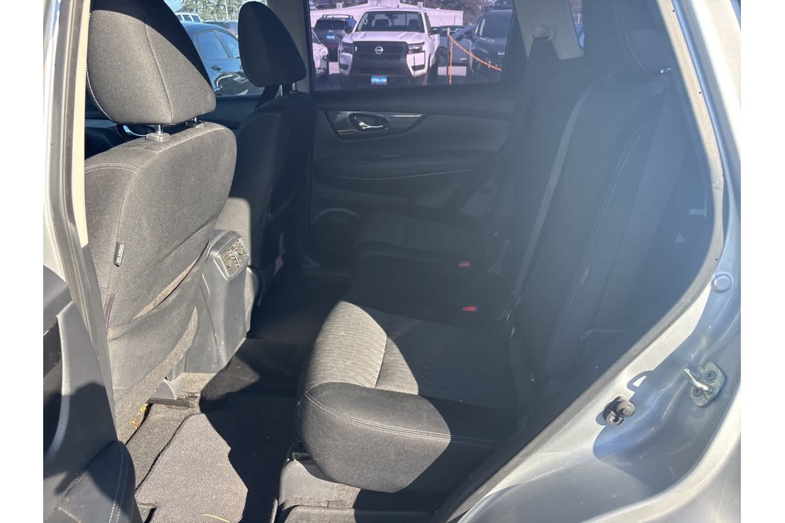 Thumbnail: 2018 Nissan Rogue - 11