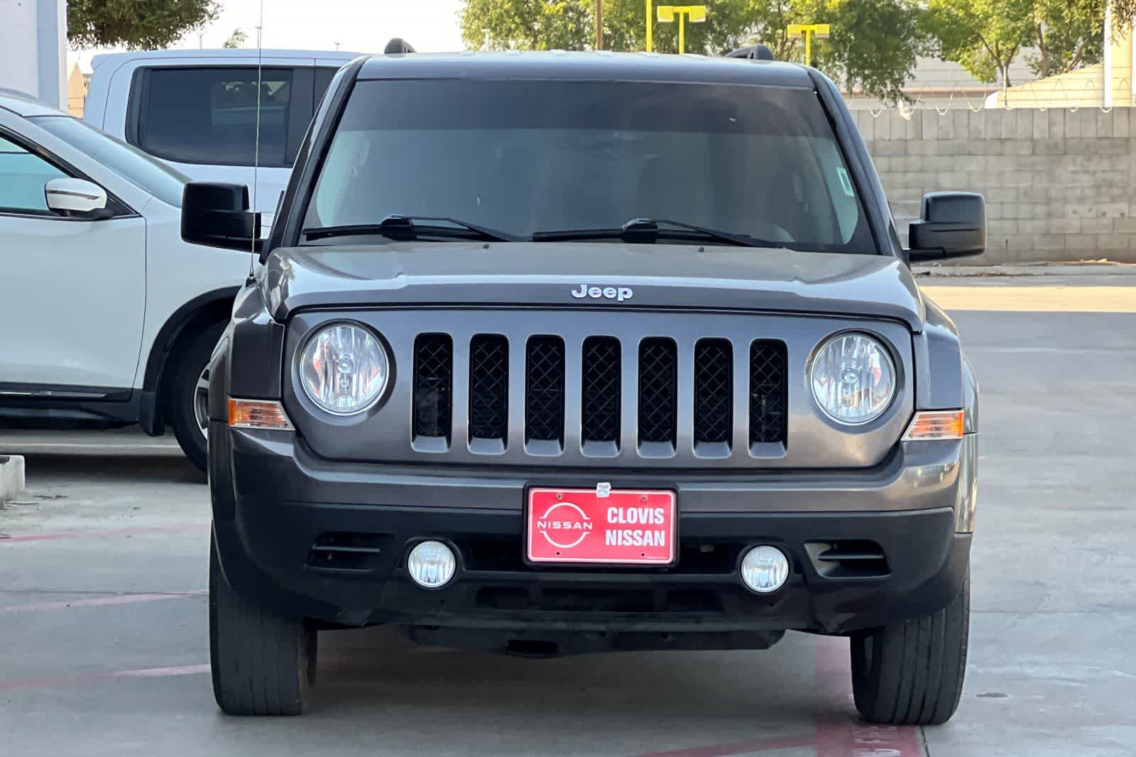 Thumbnail: 2016 Jeep Patriot - 11