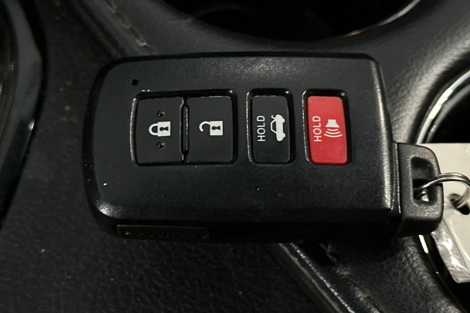 Thumbnail: 2015 Toyota Avalon - 28