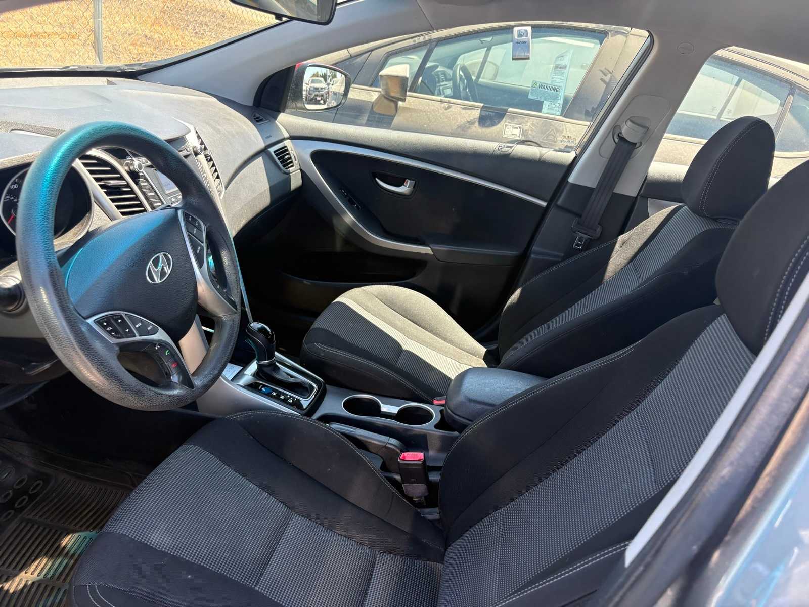 Thumbnail: 2017 Hyundai Elantra - 19