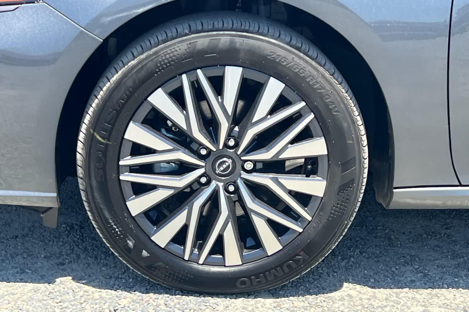 Thumbnail: 2026 Nissan Altima - 30