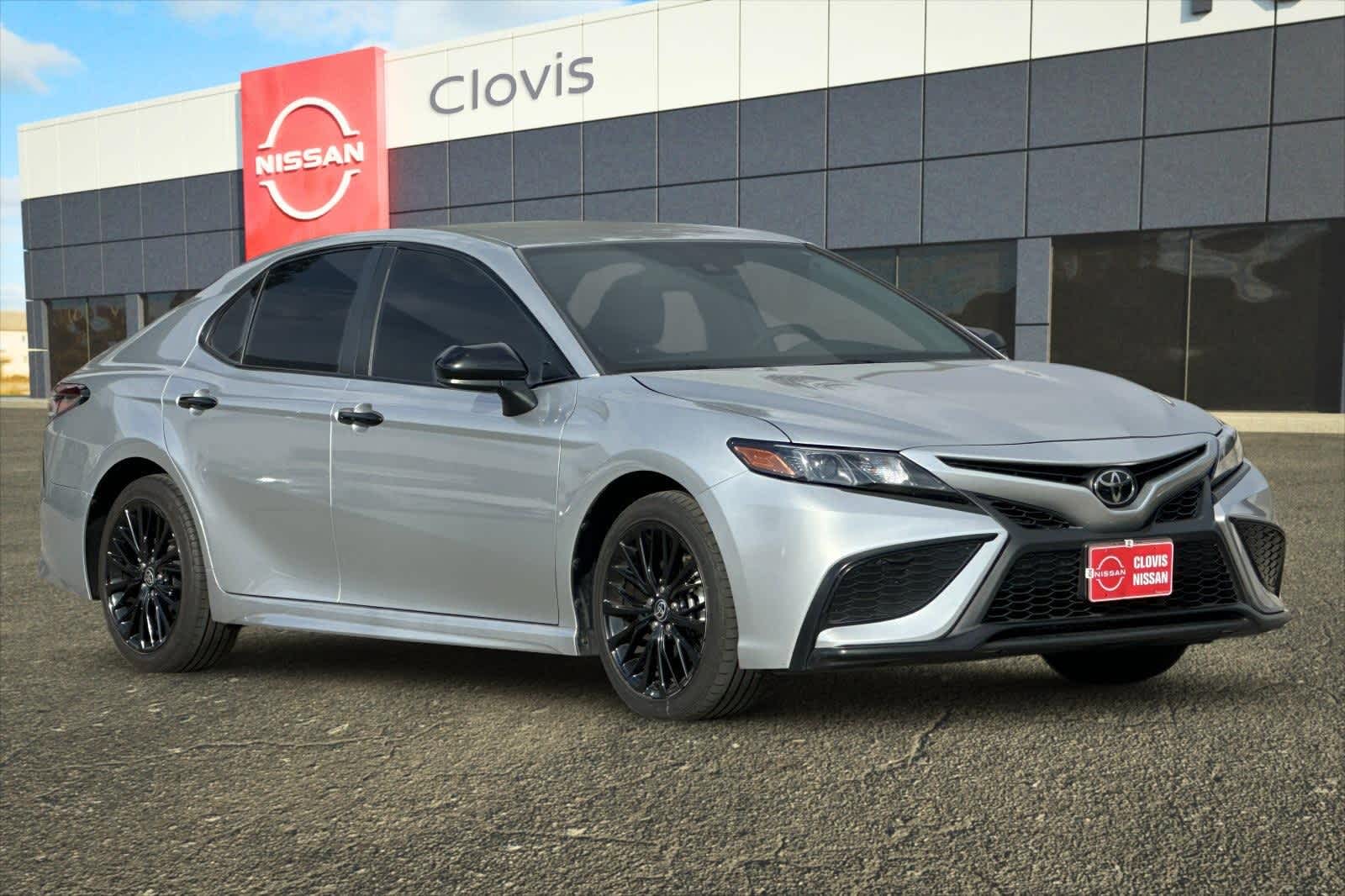 Thumbnail: 2021 Toyota Camry - 10