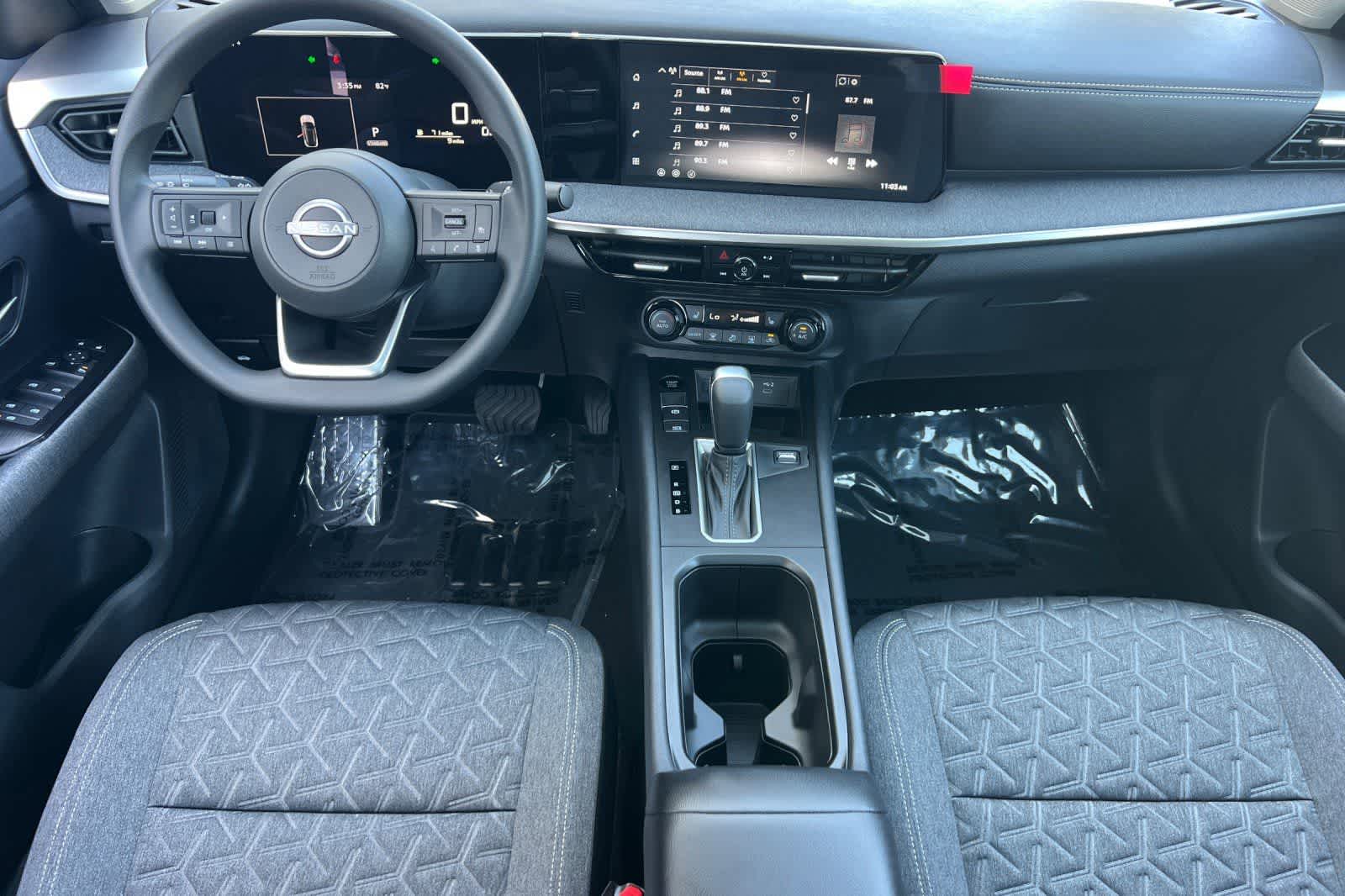 Thumbnail: 2026 Nissan Kicks - 4