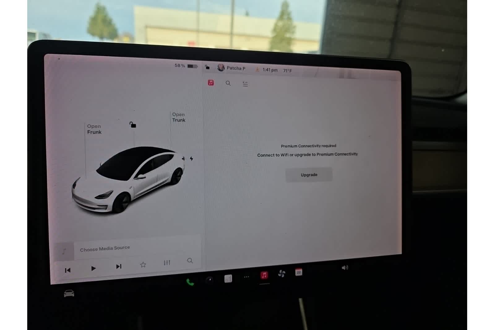 Thumbnail: 2019 Tesla Model 3 - 17