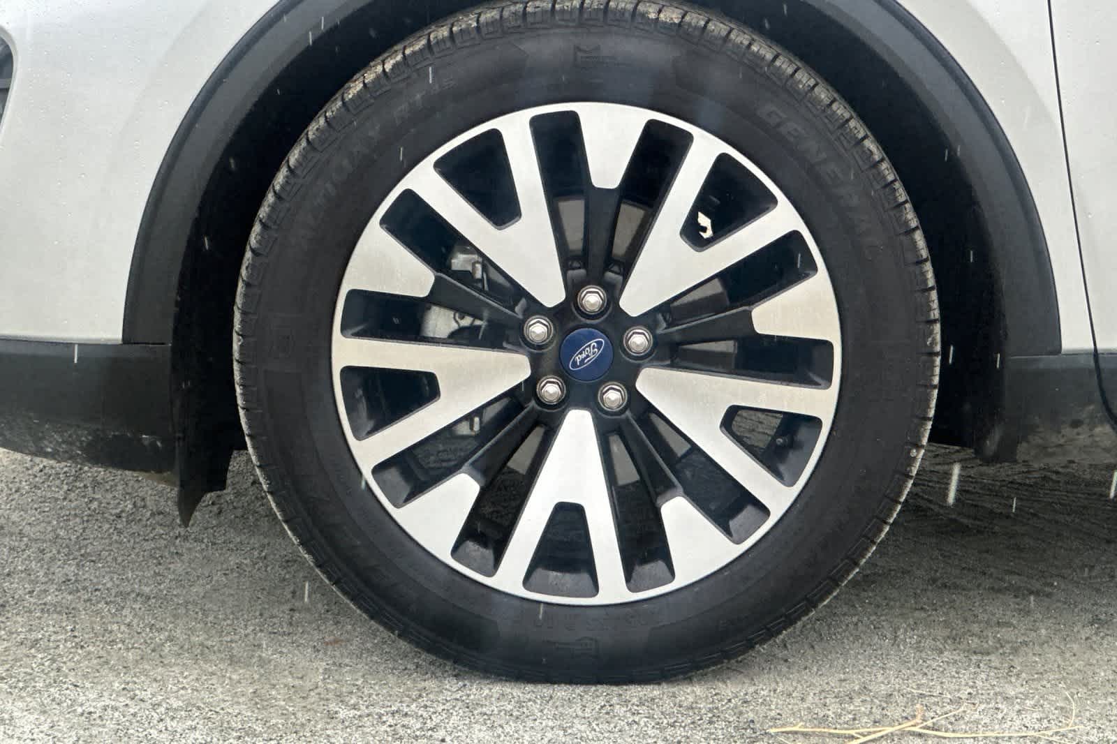 Thumbnail: 2020 Ford Escape - 12