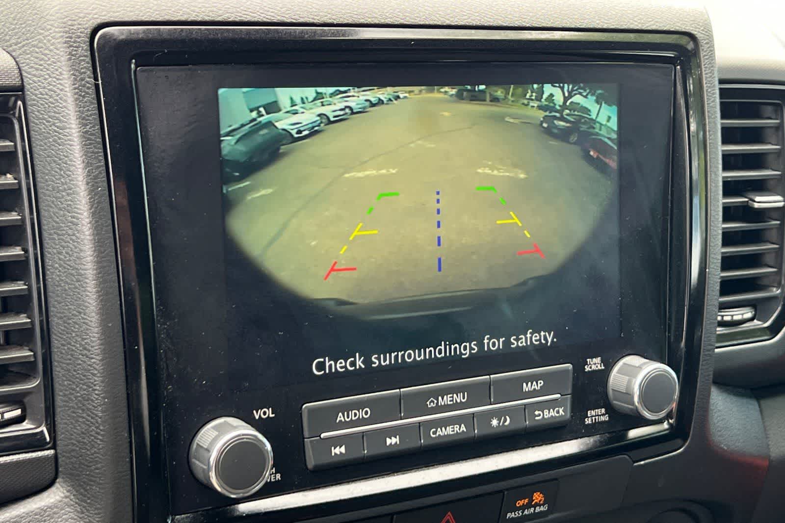 Thumbnail: 2023 Nissan Frontier - 21