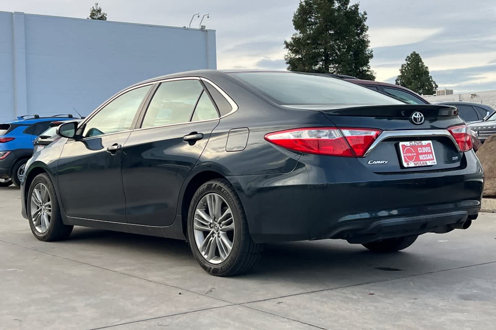 Thumbnail: 2016 Toyota Camry - 7