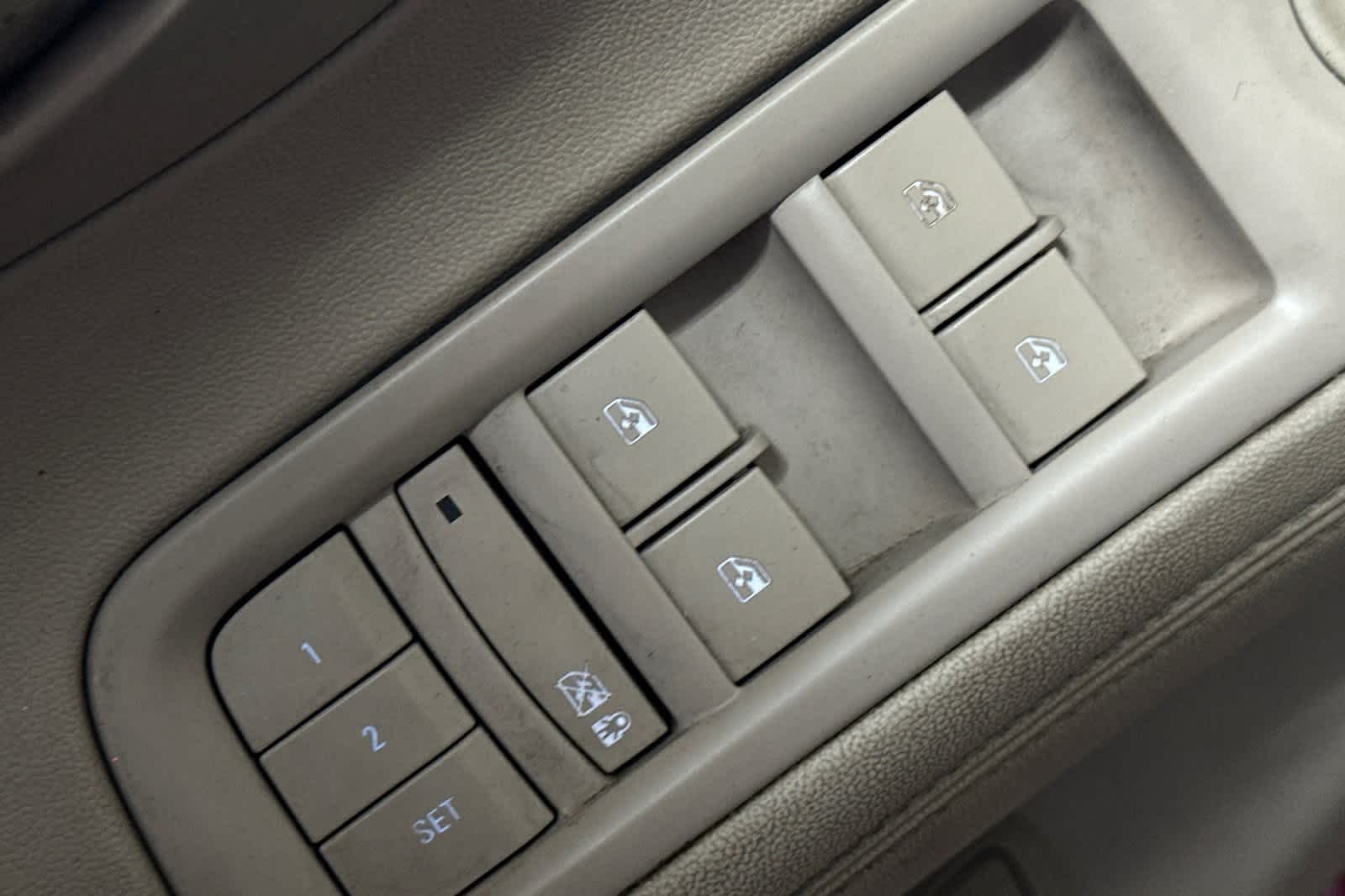 Thumbnail: 2014 Buick LaCrosse - 16