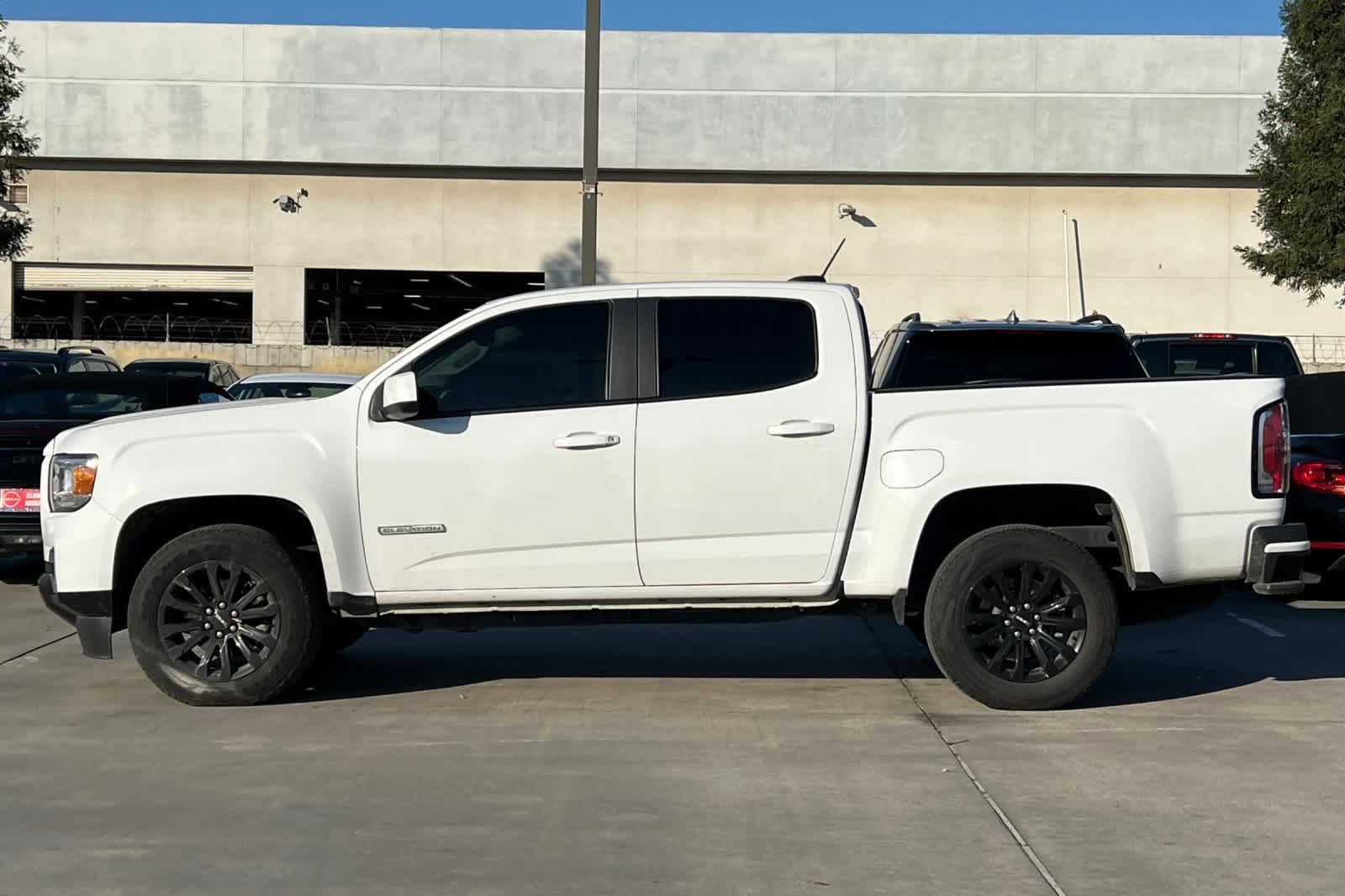 Thumbnail: 2022 GMC Canyon - 6