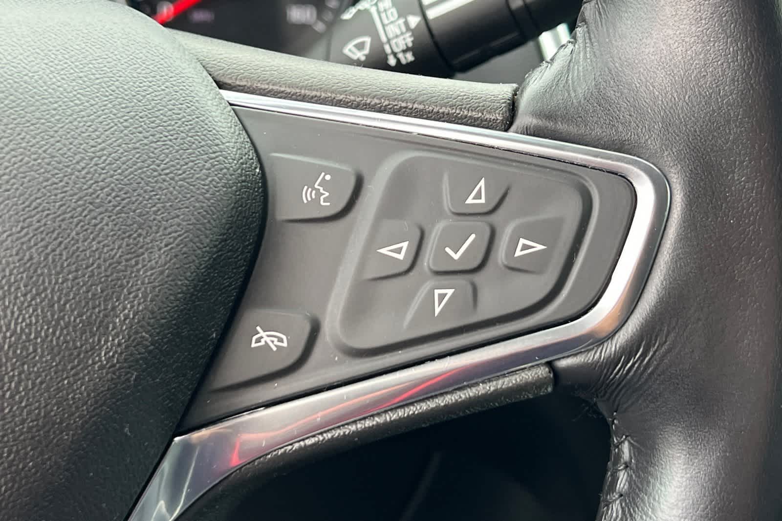 Thumbnail: 2019 Chevrolet Equinox - 30