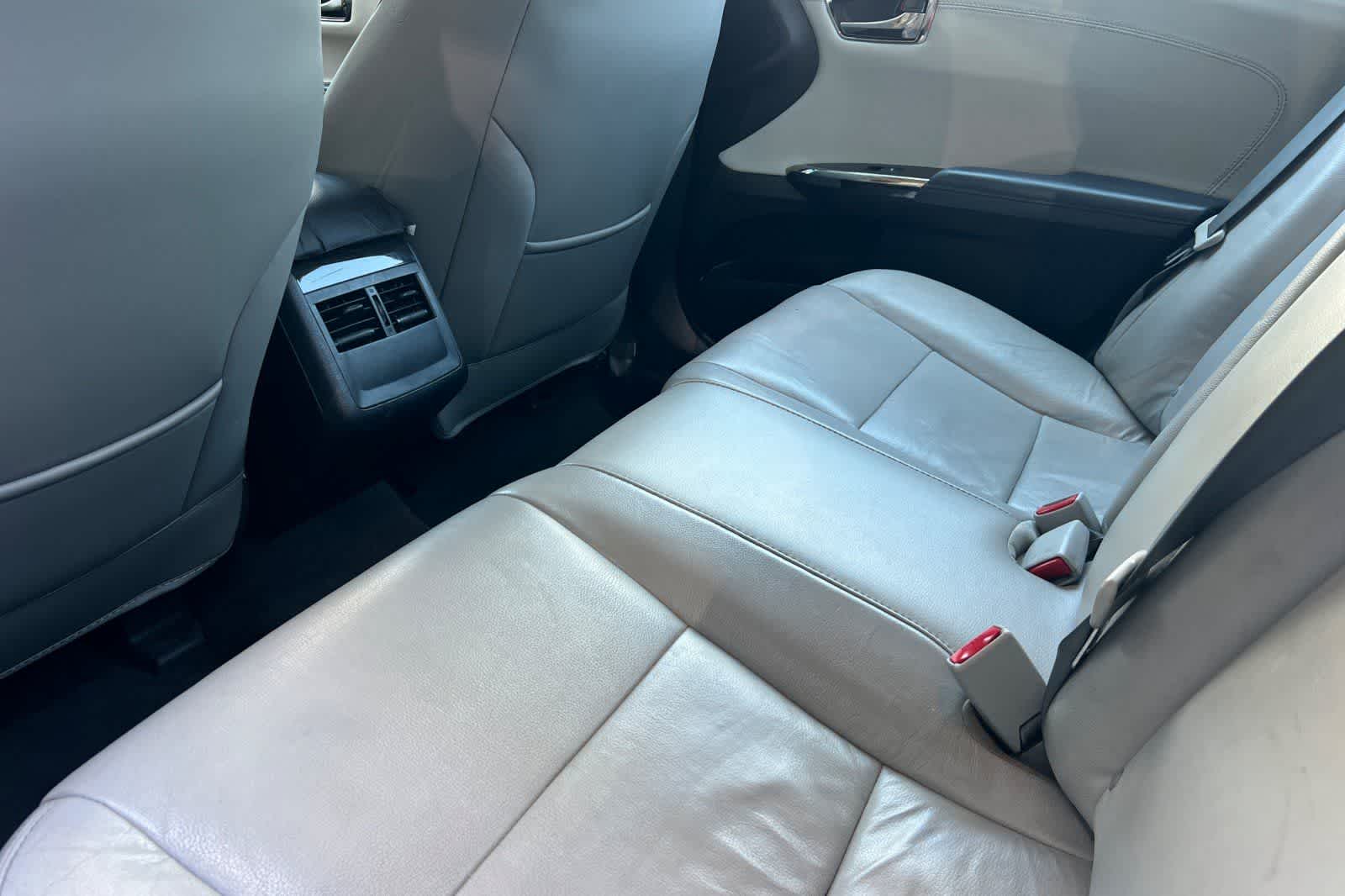 Thumbnail: 2015 Toyota Avalon - 5