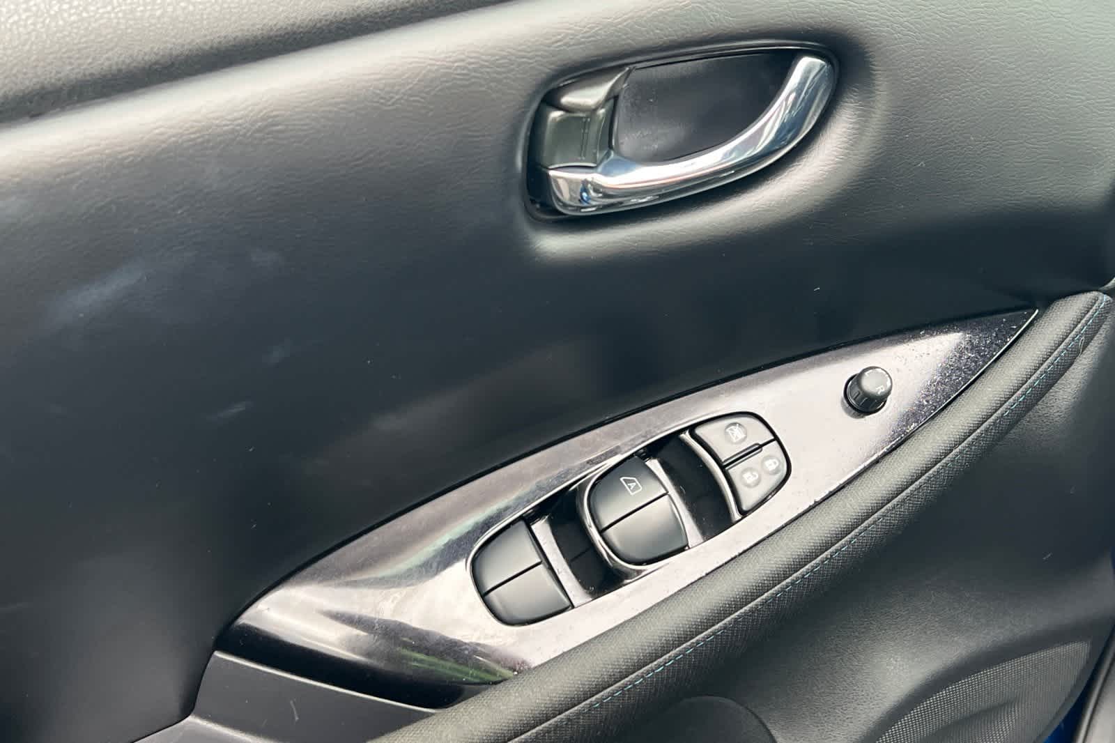 Thumbnail: 2023 Nissan Leaf - 13