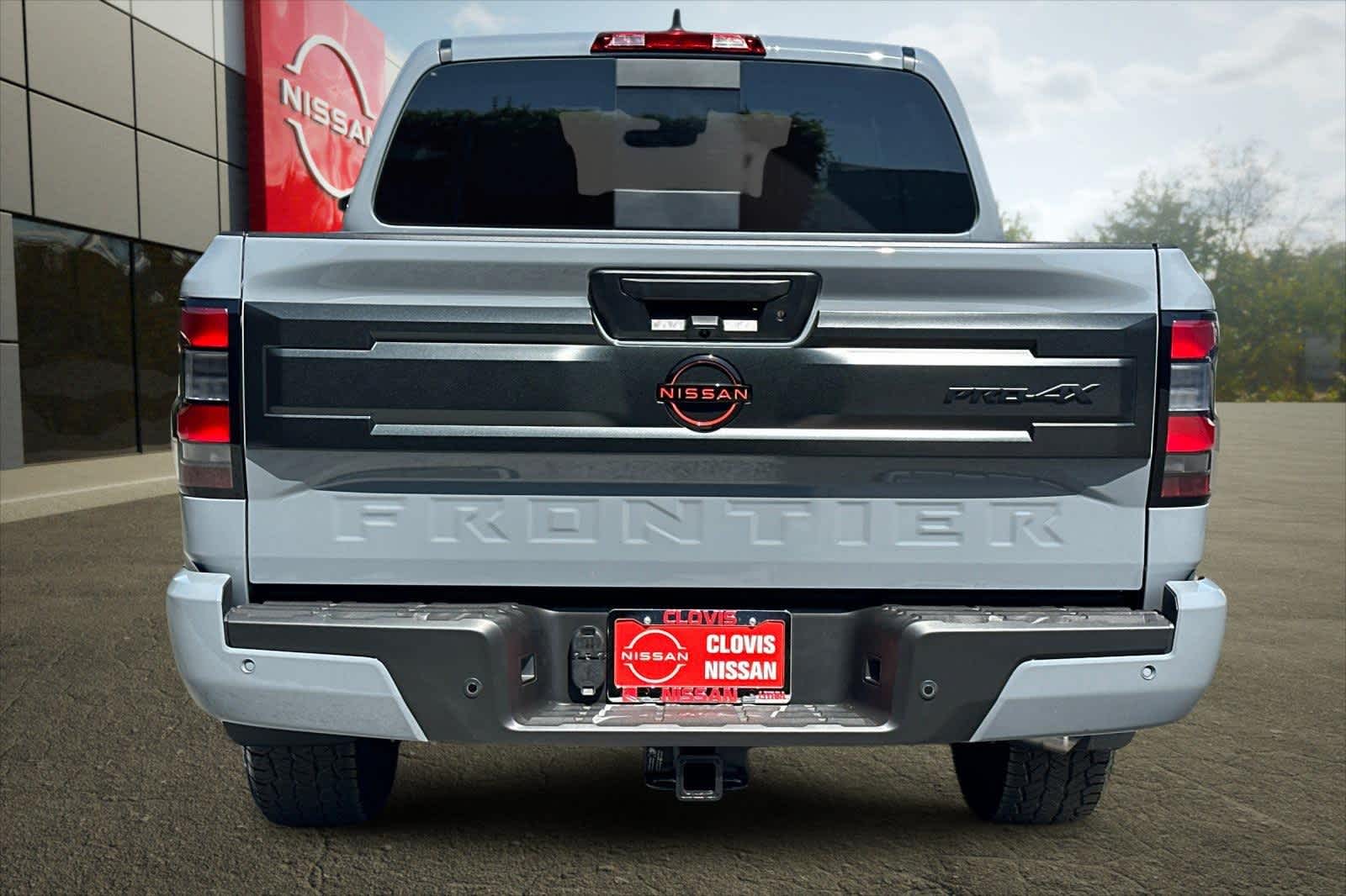 Thumbnail: 2025 Nissan Frontier - 8