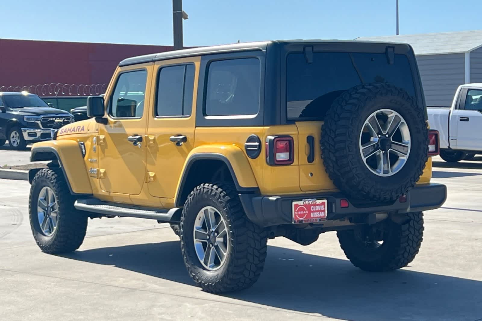 Thumbnail: 2019 Jeep Wrangler - 7
