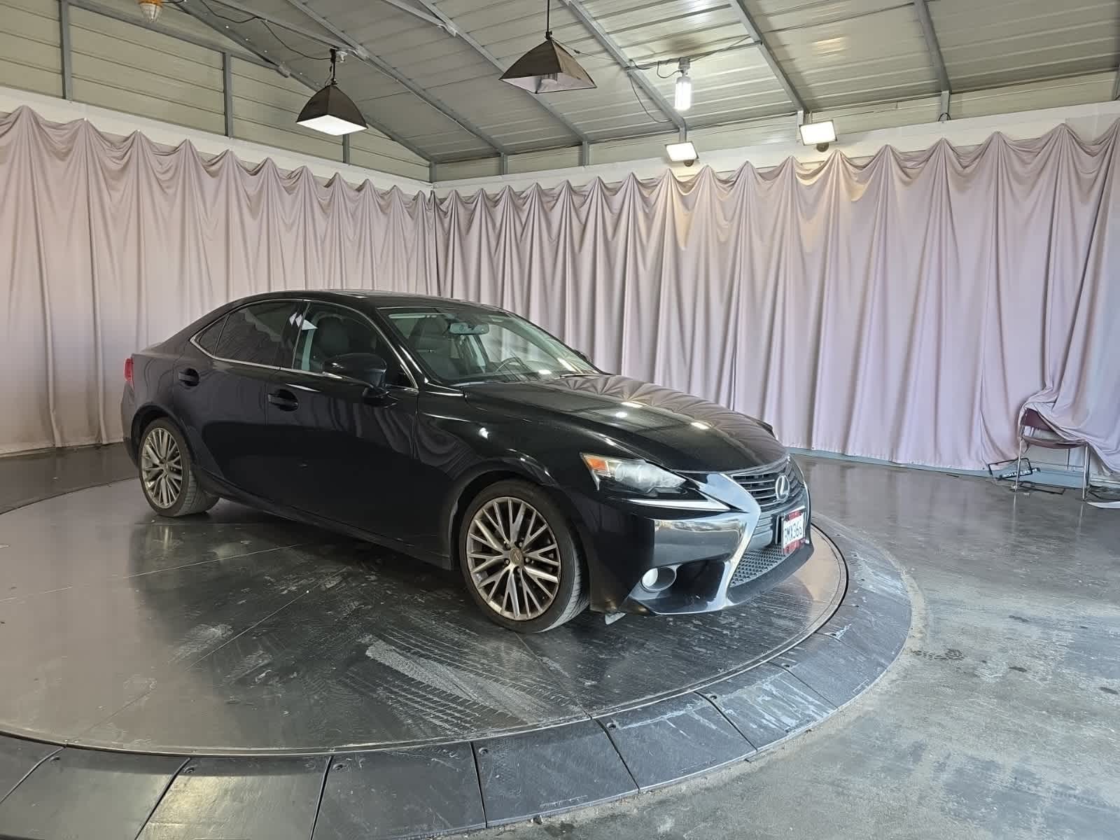 Thumbnail: 2014 Lexus IS - 8