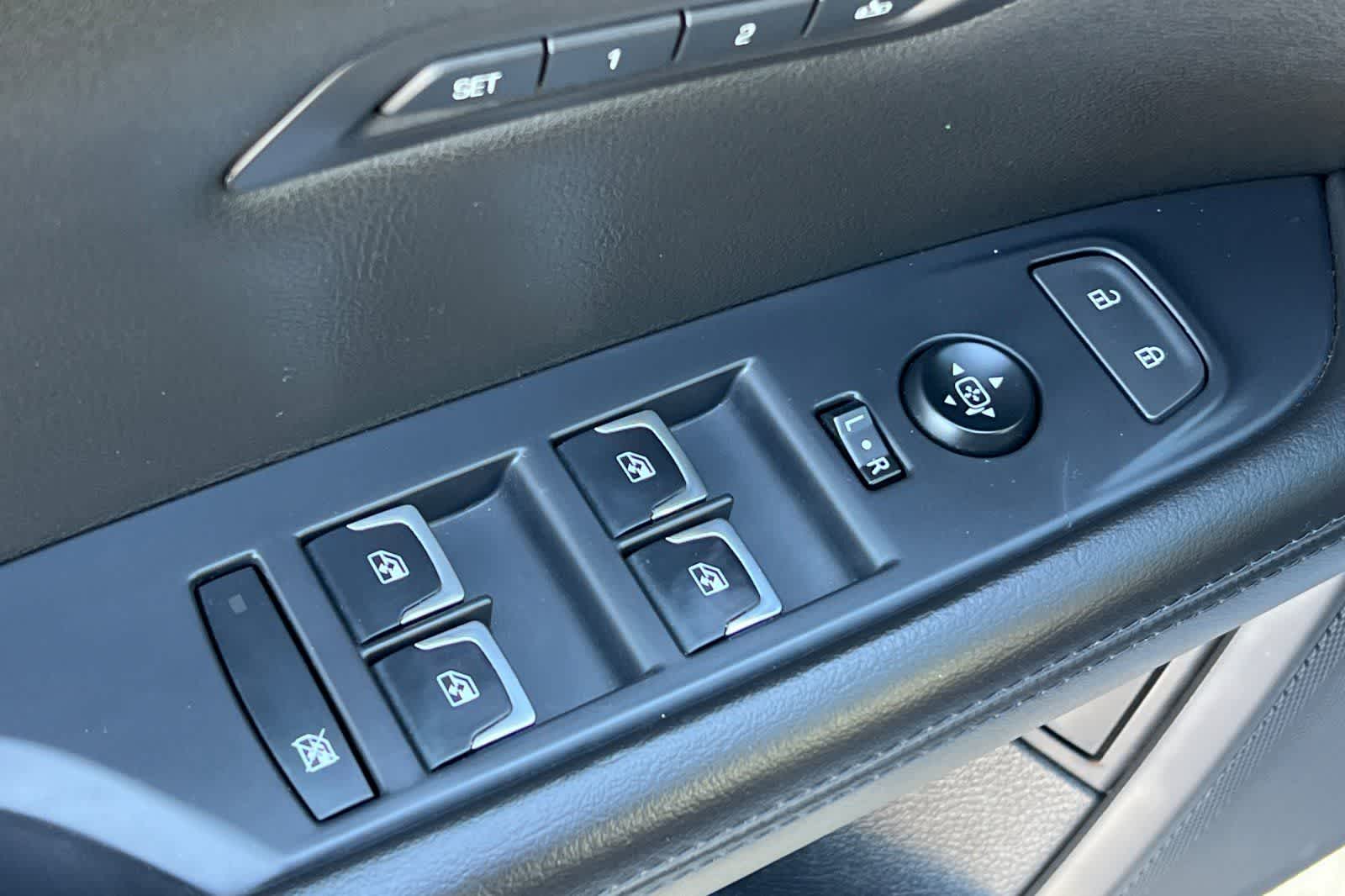 Thumbnail: 2018 Cadillac CT6 - 14