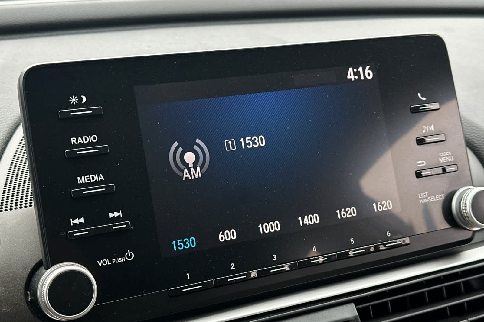 Thumbnail: 2018 Honda Accord - 20