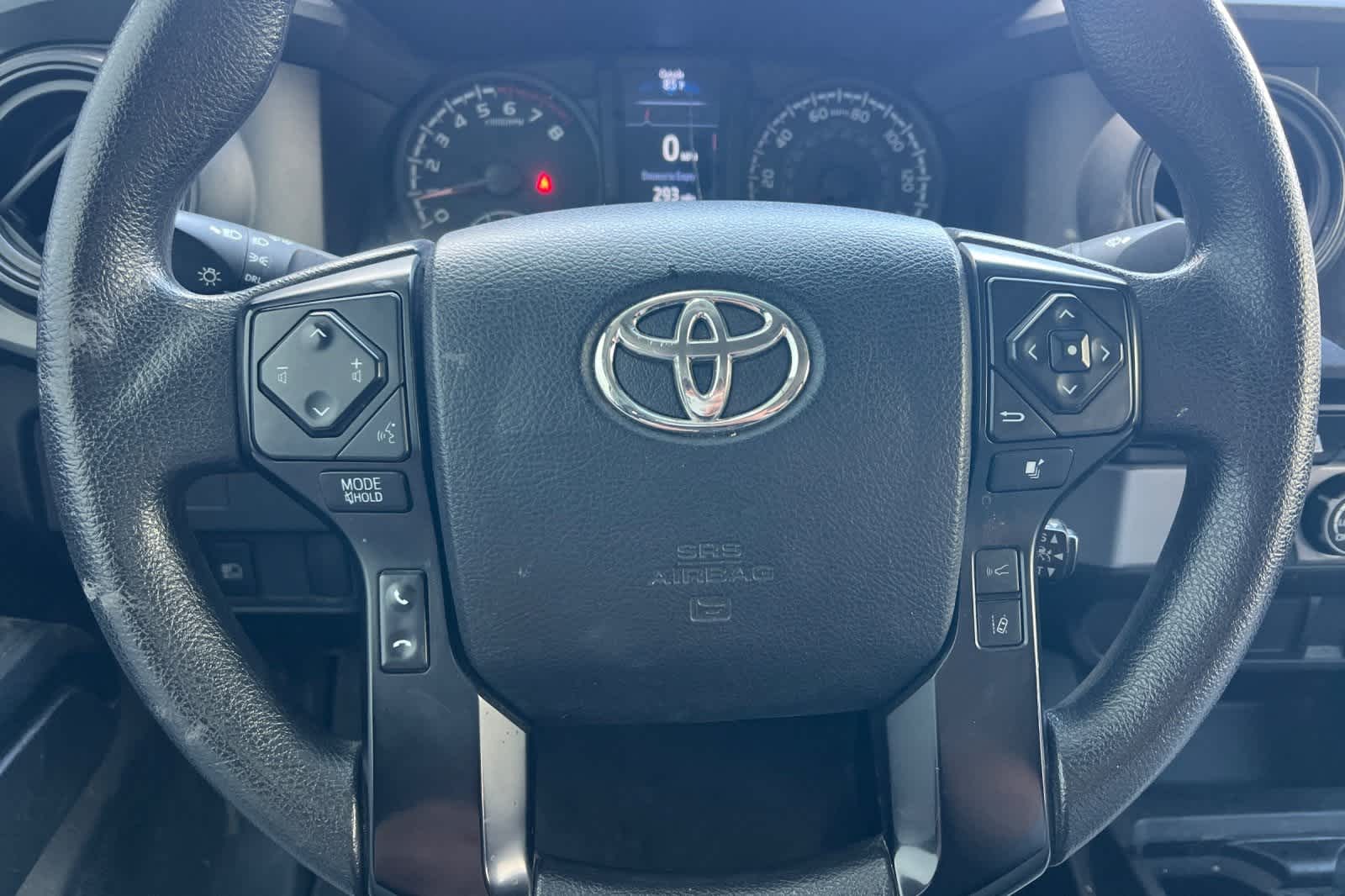 Thumbnail: 2022 Toyota Tacoma - 25