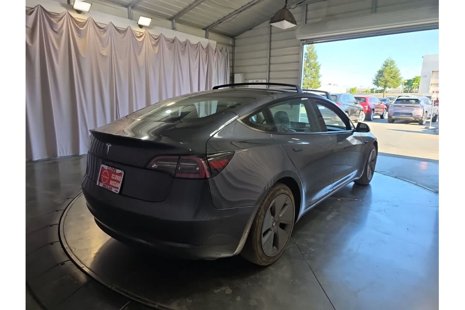 Thumbnail: 2023 Tesla Model 3 - 11