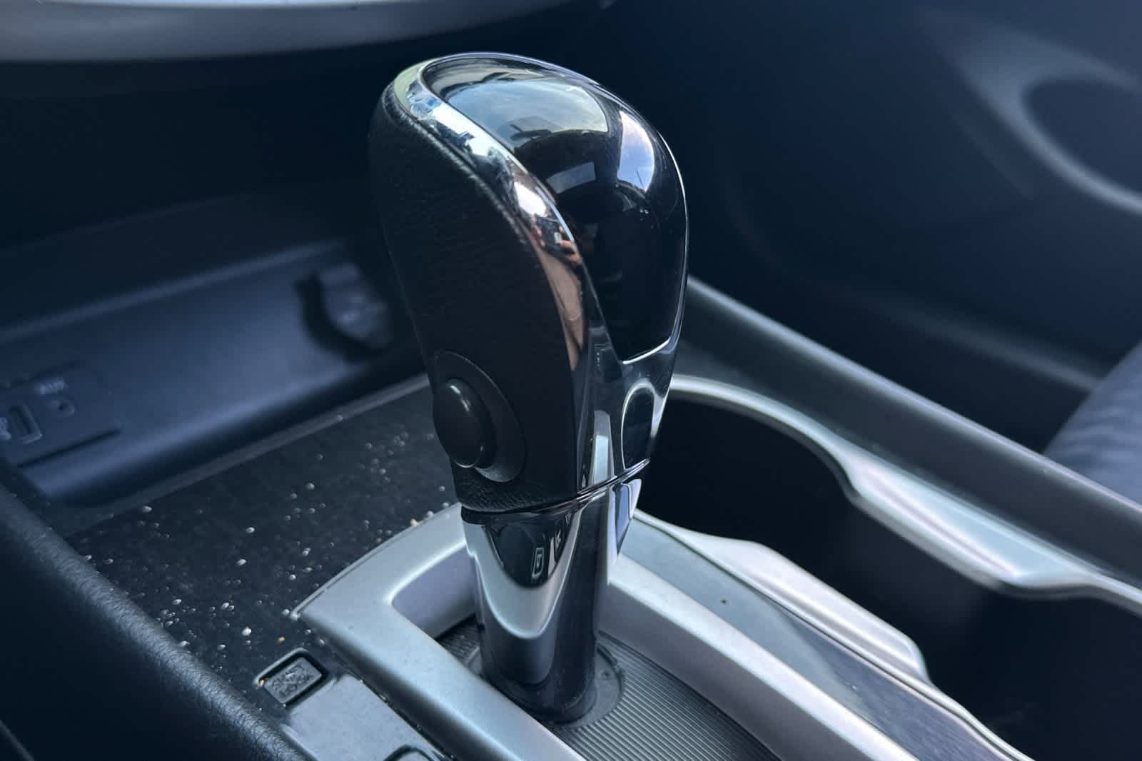 Thumbnail: 2018 Nissan Altima - 25