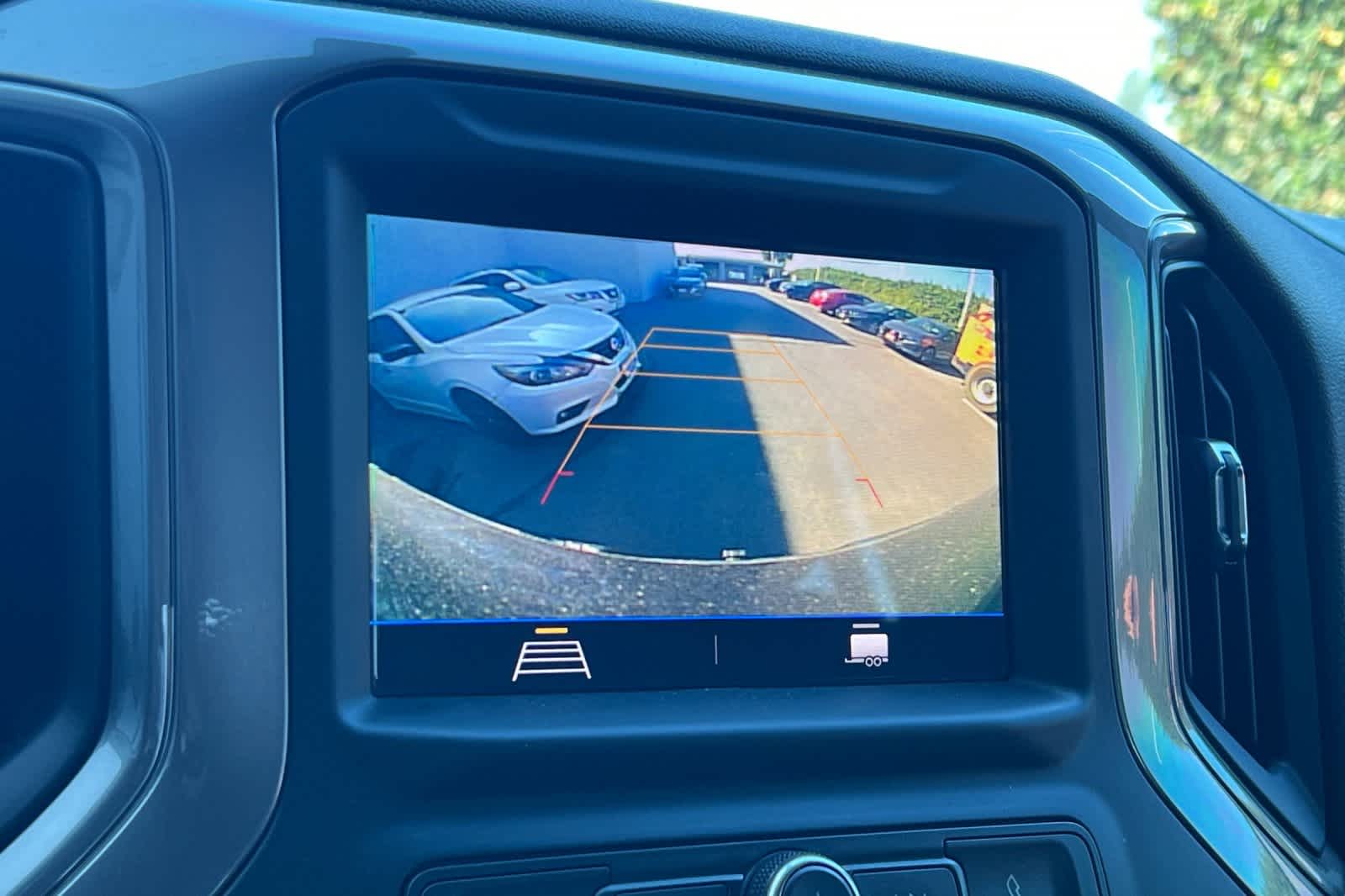 Thumbnail: 2021 Chevrolet Silverado 1500 - 22