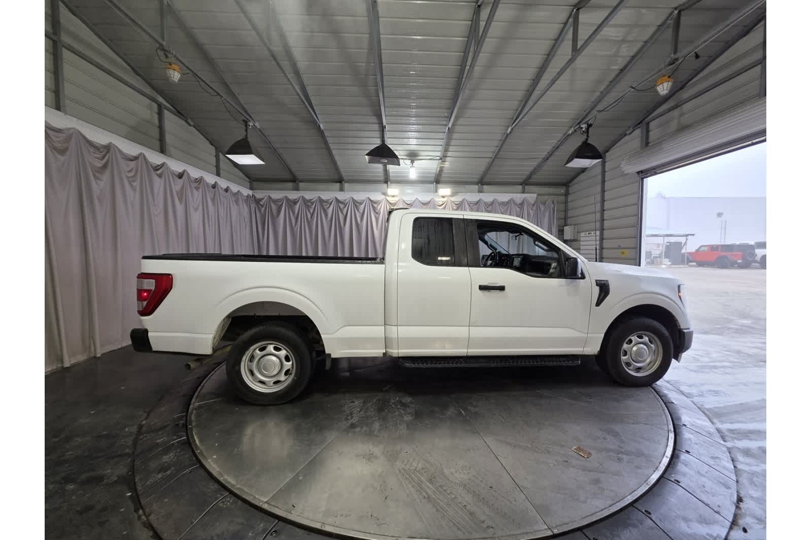 Thumbnail: 2023 Ford F-150 - 9